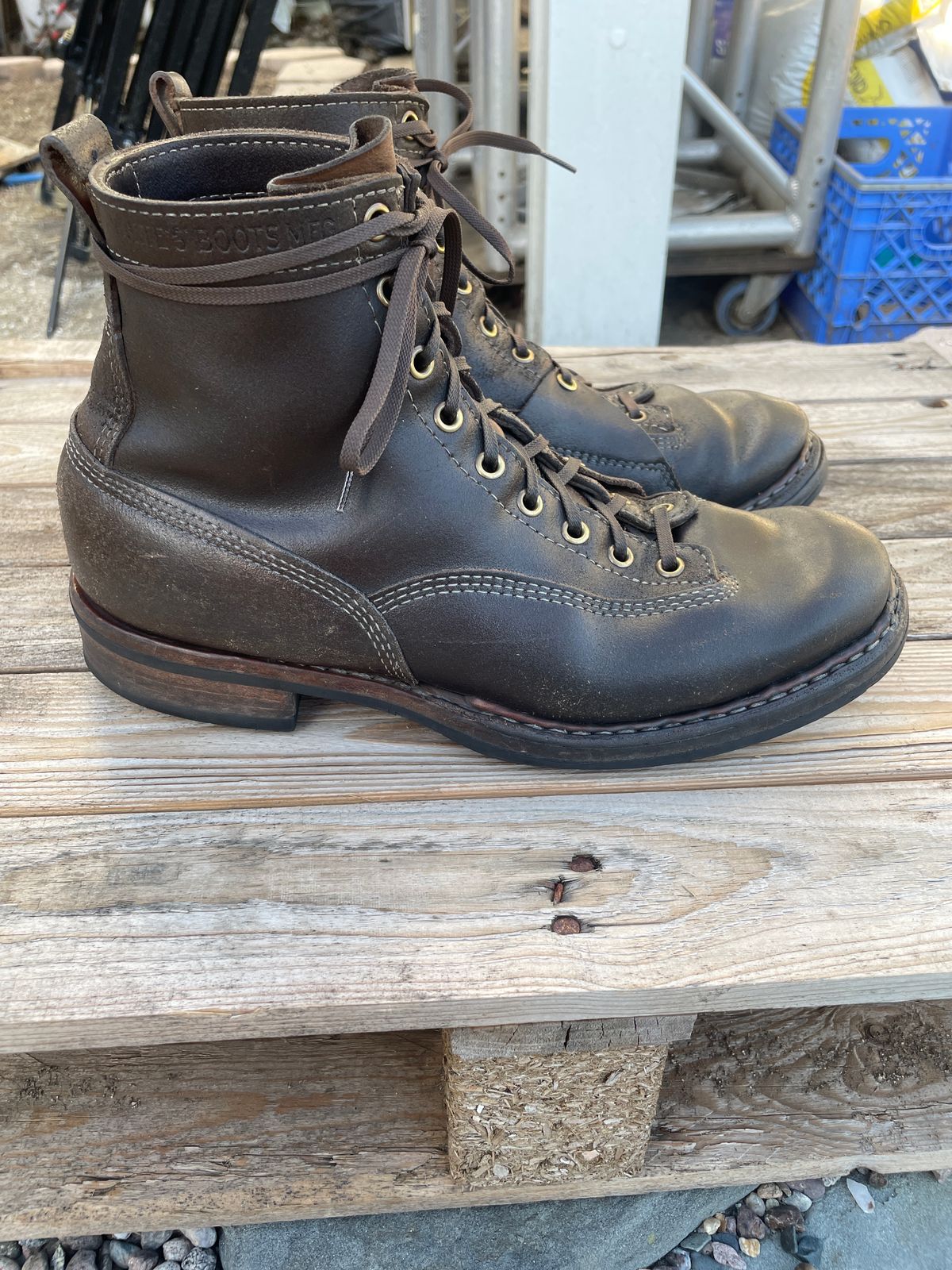 Photo by Mikejones100 on April 3, 2023 of the White's Unlisted Model in Horween Olive Waxed Flesh.