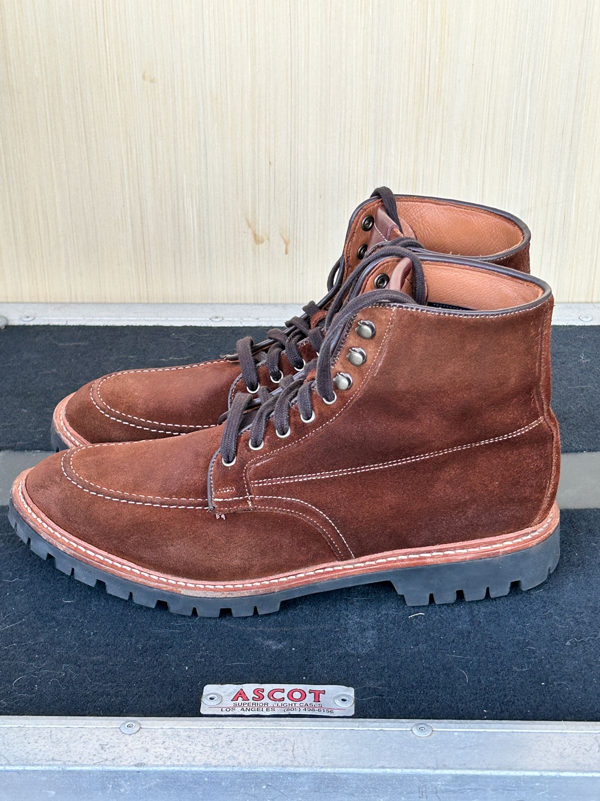 Photo by Mikejones100 on November 5, 2024 of the Allen Edmonds Freeport in Snuff Brown Weatherproof Suede.