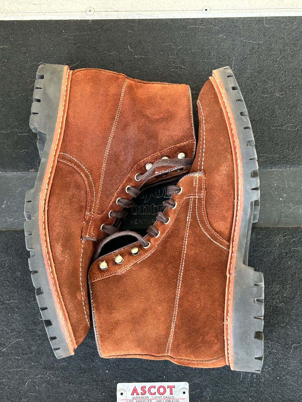 Photo by Mikejones100 on November 5, 2024 of the Allen Edmonds Freeport in Snuff Brown Weatherproof Suede.