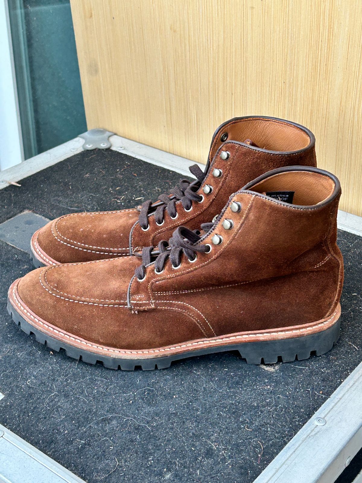 Photo by Mikejones100 on February 5, 2025 of the Allen Edmonds Freeport in Snuff Brown Weatherproof Suede.