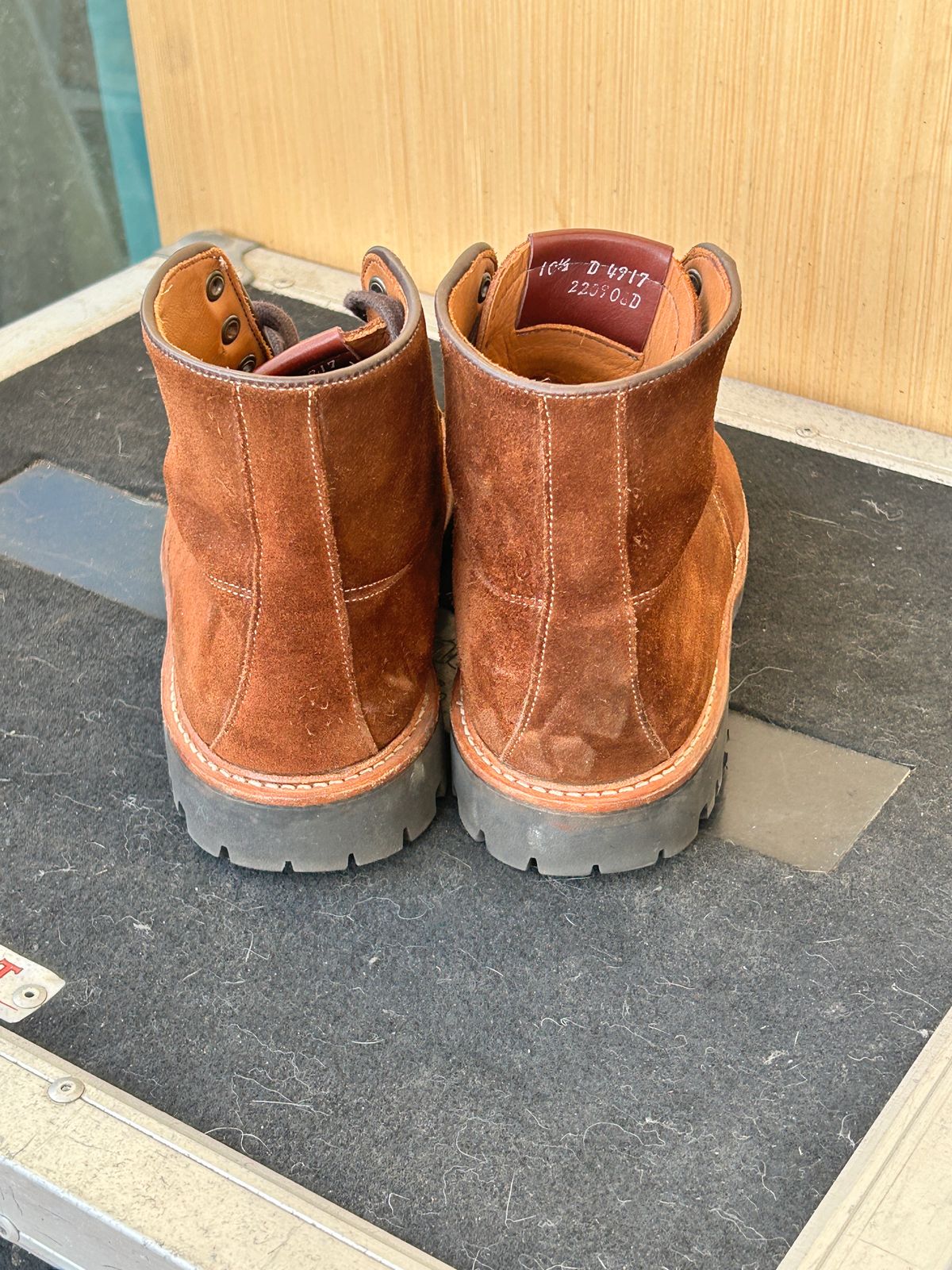Photo by Mikejones100 on March 4, 2025 of the Allen Edmonds Freeport in Snuff Brown Weatherproof Suede.