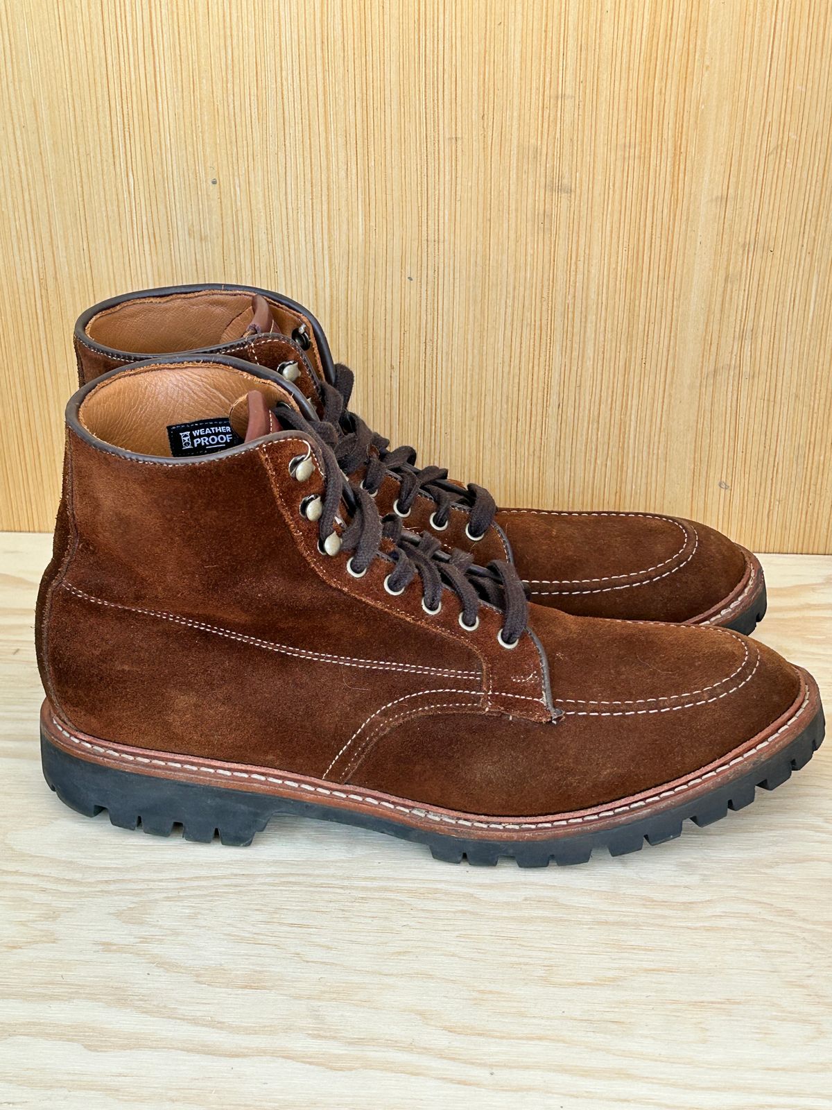 Photo by Mikejones100 on April 5, 2025 of the Allen Edmonds Freeport in Snuff Brown Weatherproof Suede.