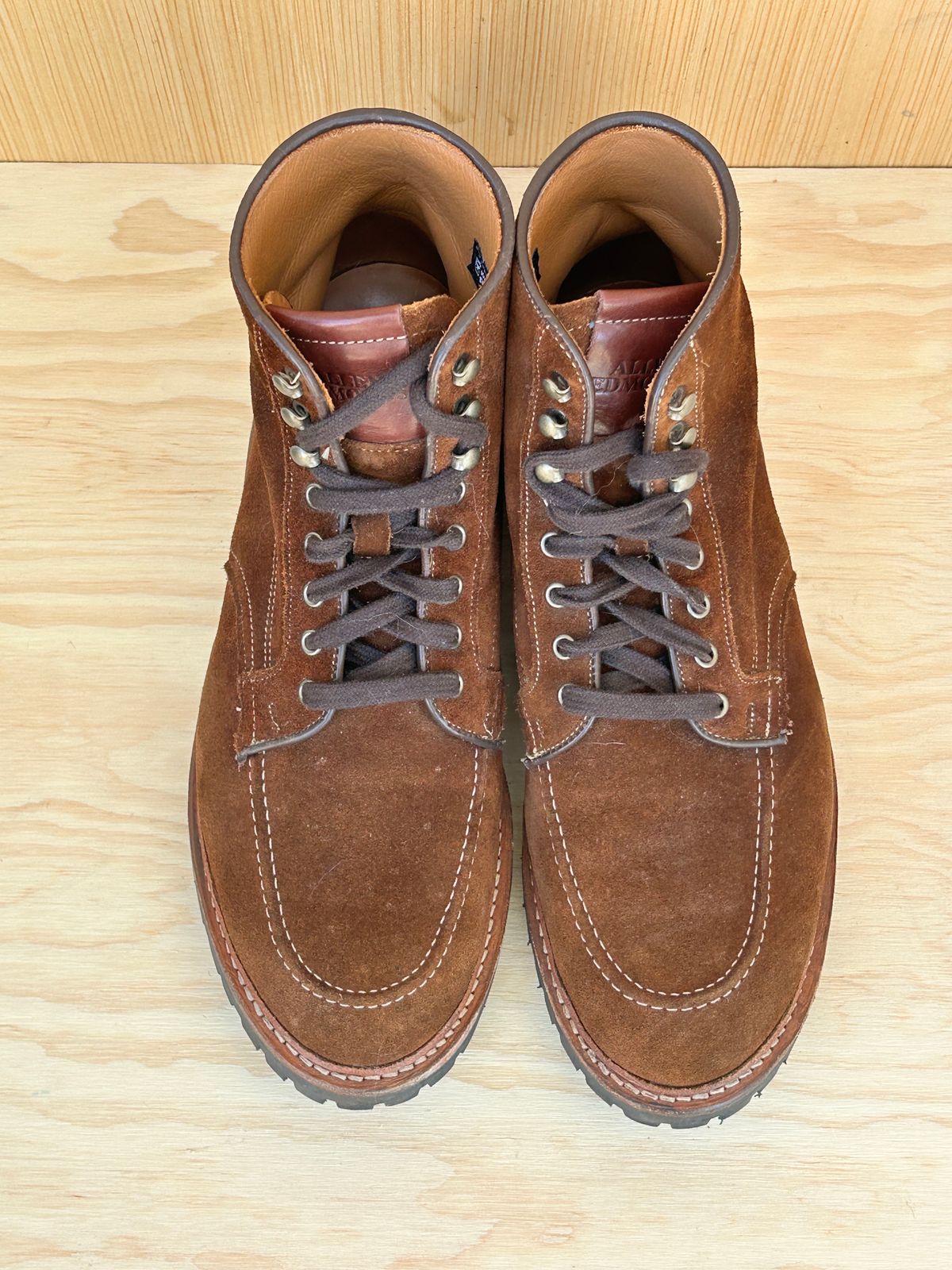 Photo by Mikejones100 on April 5, 2025 of the Allen Edmonds Freeport in Snuff Brown Weatherproof Suede.