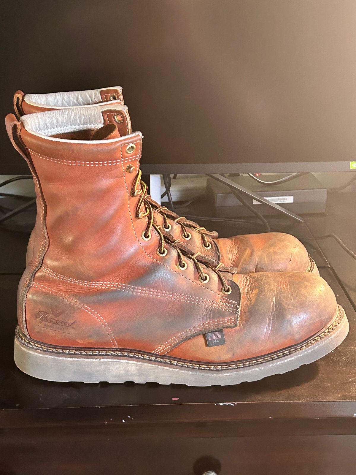 Photo by Mikejones100 on November 2, 2023 of the Thorogood 8" Plain Toe in Tobacco Gladiator Oil-Tanned.