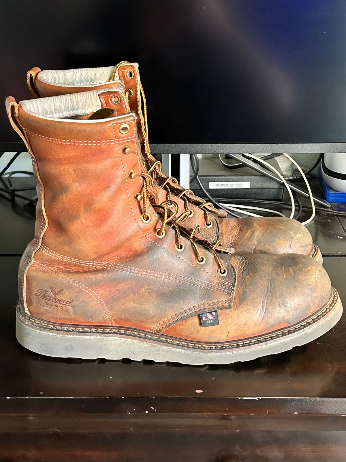 Photo by Mikejones100 on December 3, 2023 of the Thorogood 8" Plain Toe in Tobacco Gladiator Oil-Tanned.