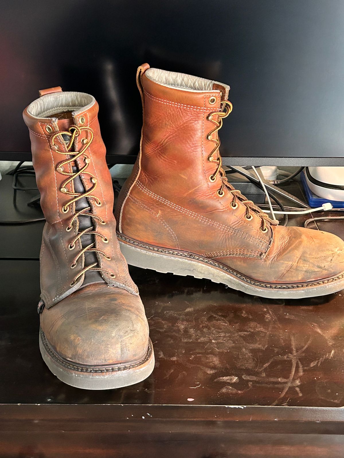 Photo by Mikejones100 on January 2, 2024 of the Thorogood 8" Plain Toe in Tobacco Gladiator Oil-Tanned.
