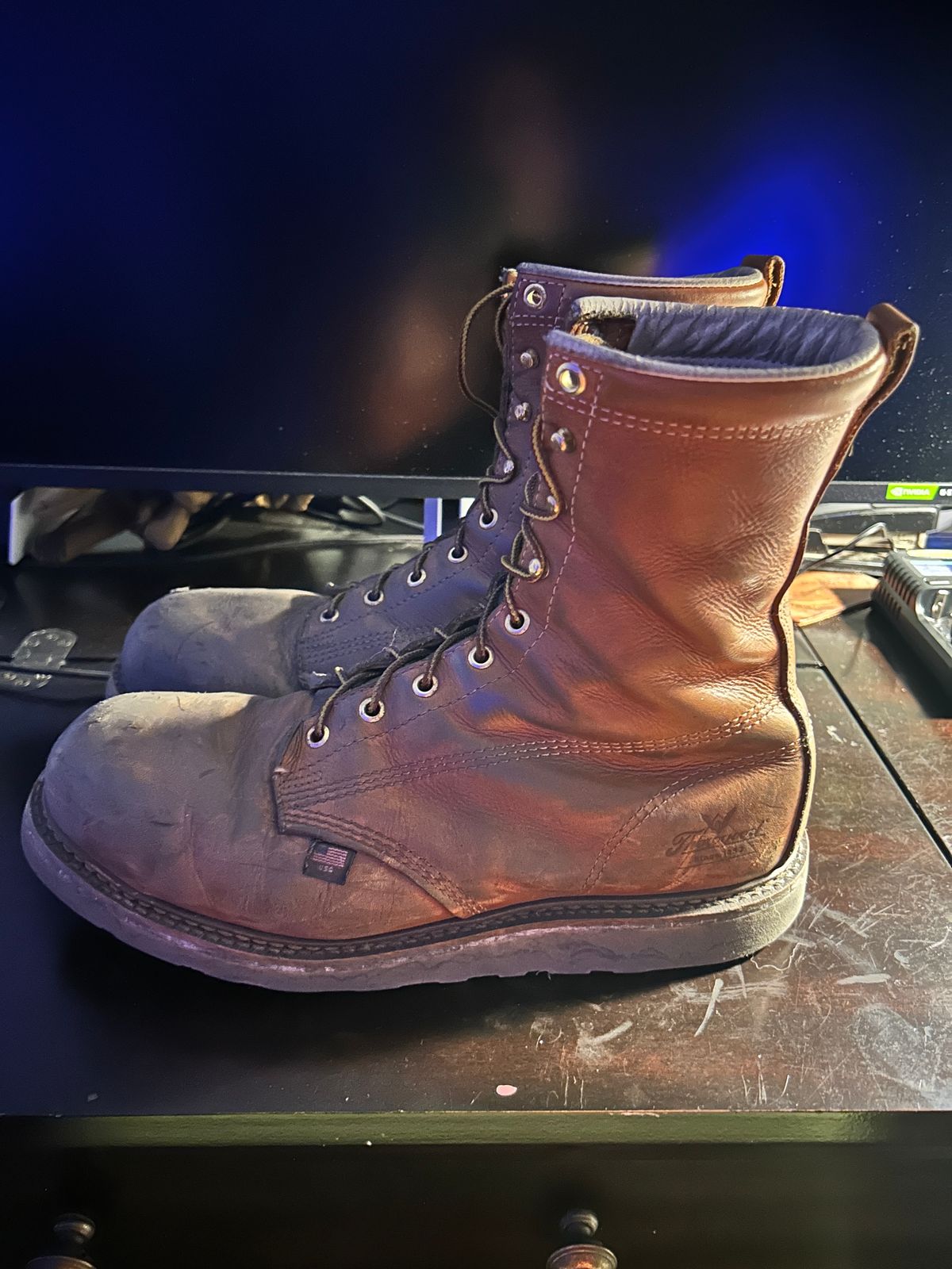 Photo by Mikejones100 on February 5, 2024 of the Thorogood 8" Plain Toe in Tobacco Gladiator Oil-Tanned.