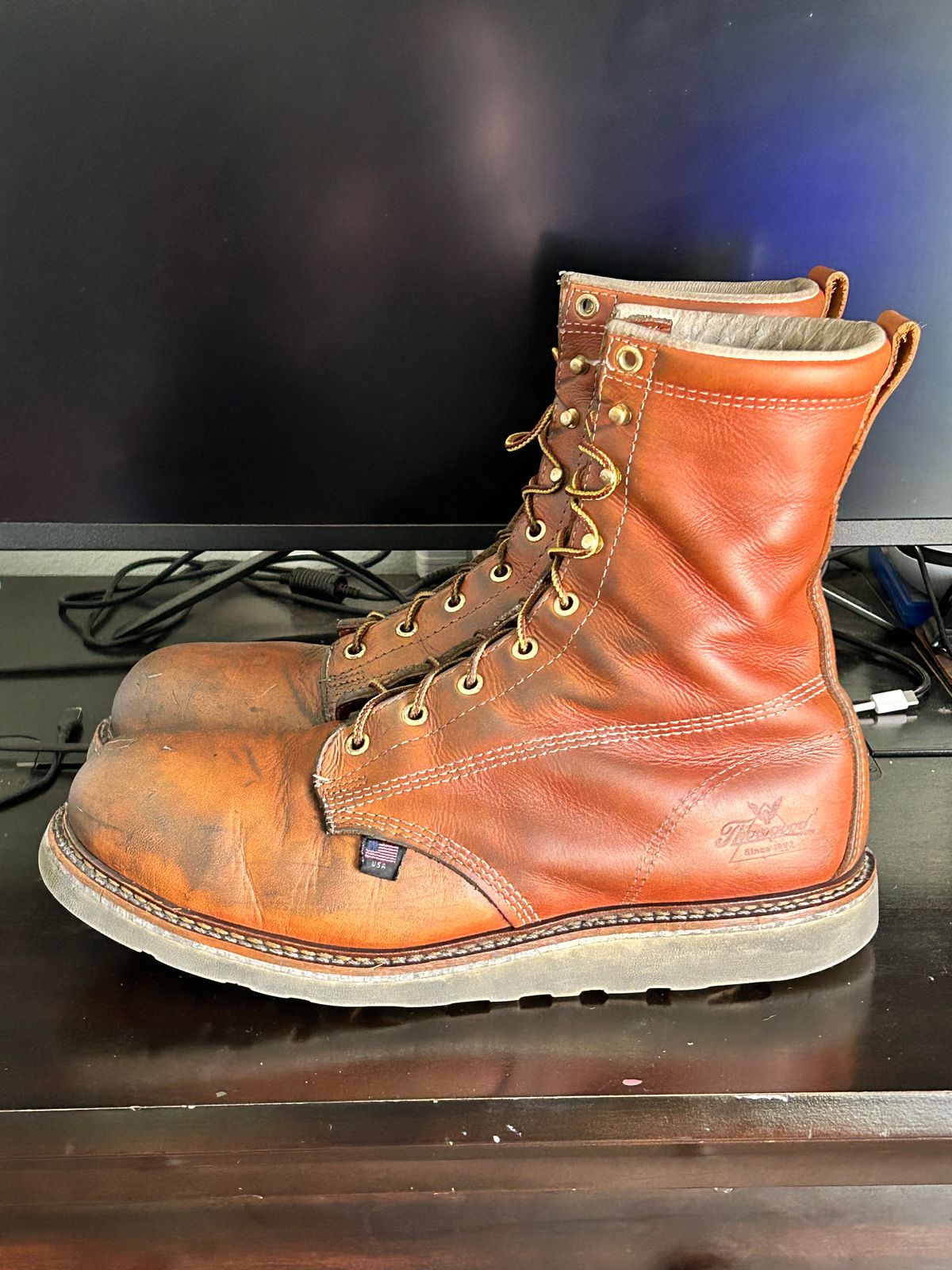 Photo by Mikejones100 on March 3, 2024 of the Thorogood 8" Plain Toe in Tobacco Gladiator Oil-Tanned.