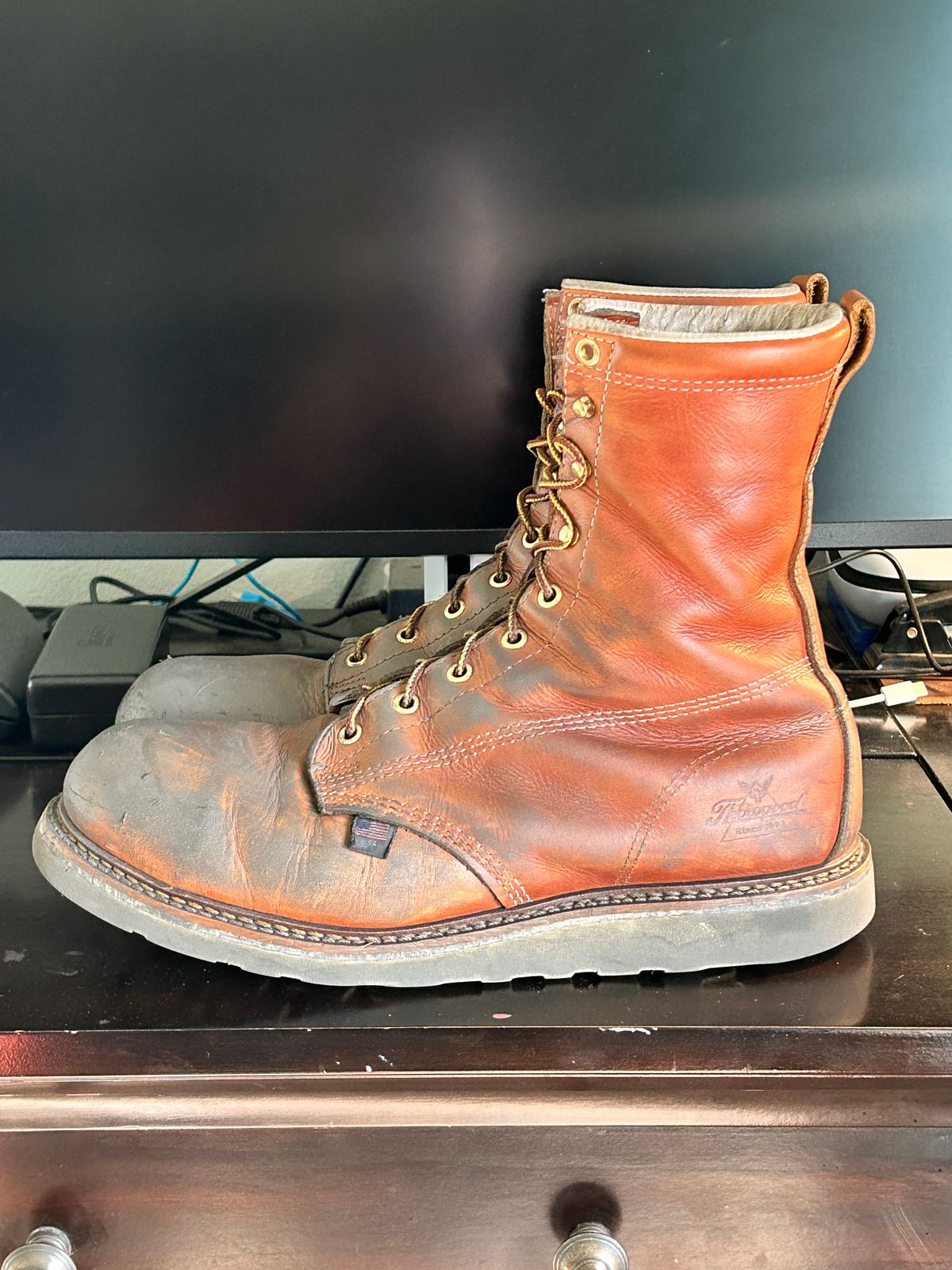 Photo by Mikejones100 on April 5, 2024 of the Thorogood 8" Plain Toe in Tobacco Gladiator Oil-Tanned.