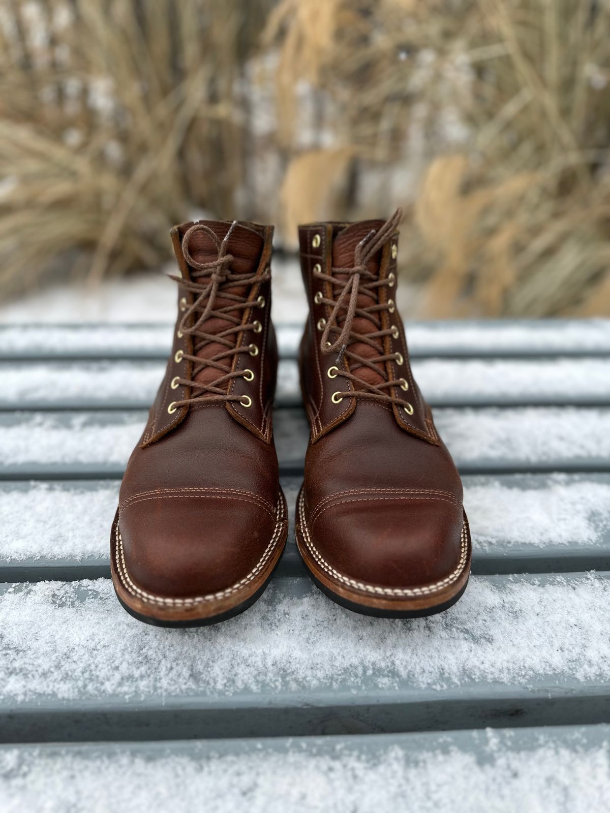 Photo by Indy.Ben2 on January 1, 2023 of the Truman Service Boot in Horween Chestnut Waxed Flesh.