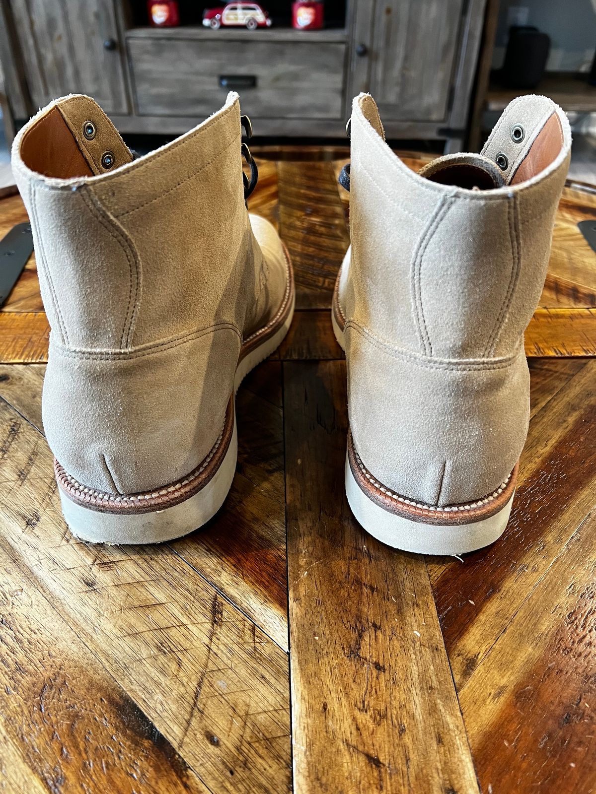 Photo by DMSR64 on December 2, 2023 of the Grant Stone Diesel Boot in C.F. Stead Tan Repello Calf Suede.