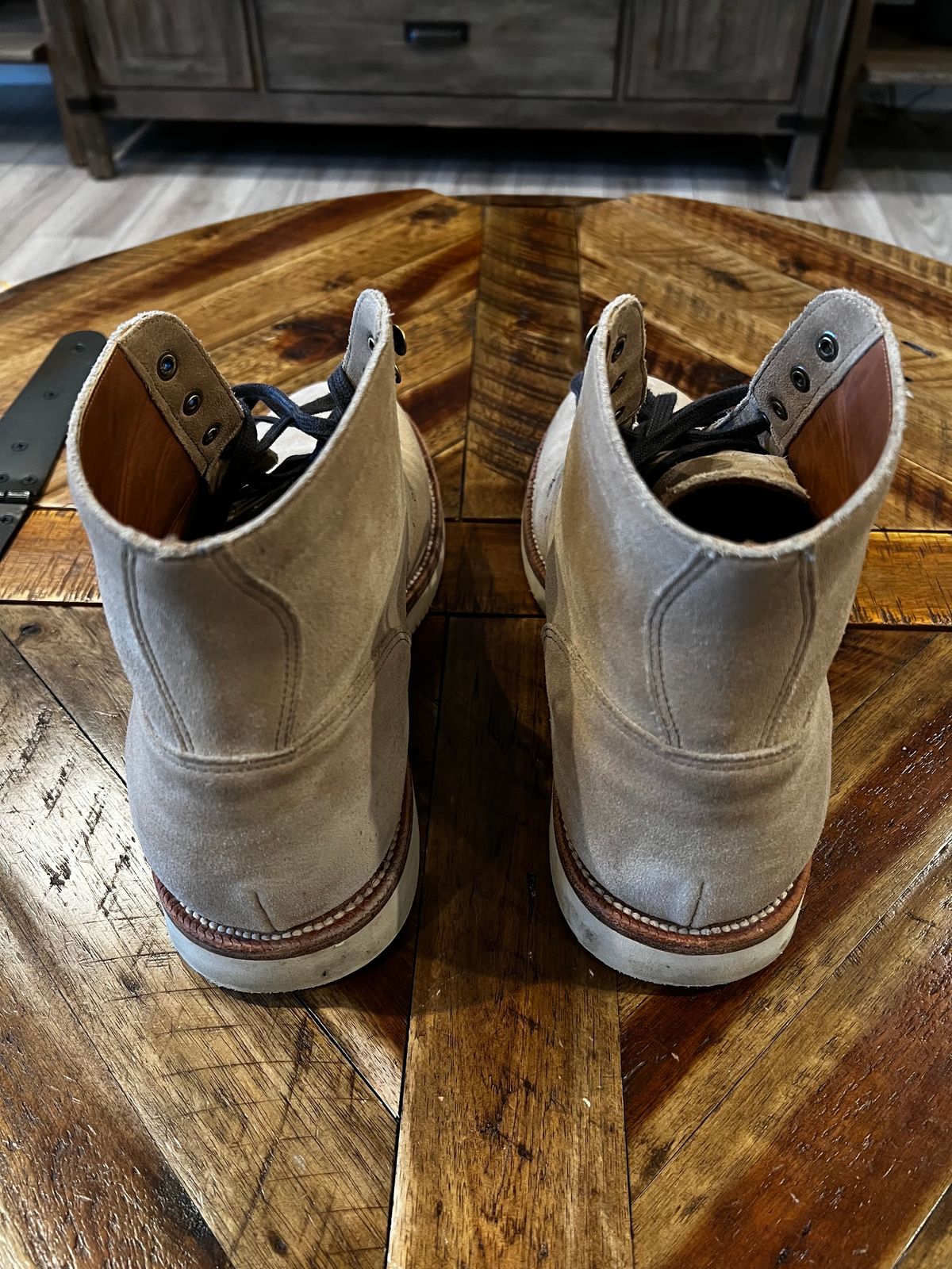 Photo by DMSR64 on February 3, 2024 of the Grant Stone Diesel Boot in C.F. Stead Tan Repello Calf Suede.