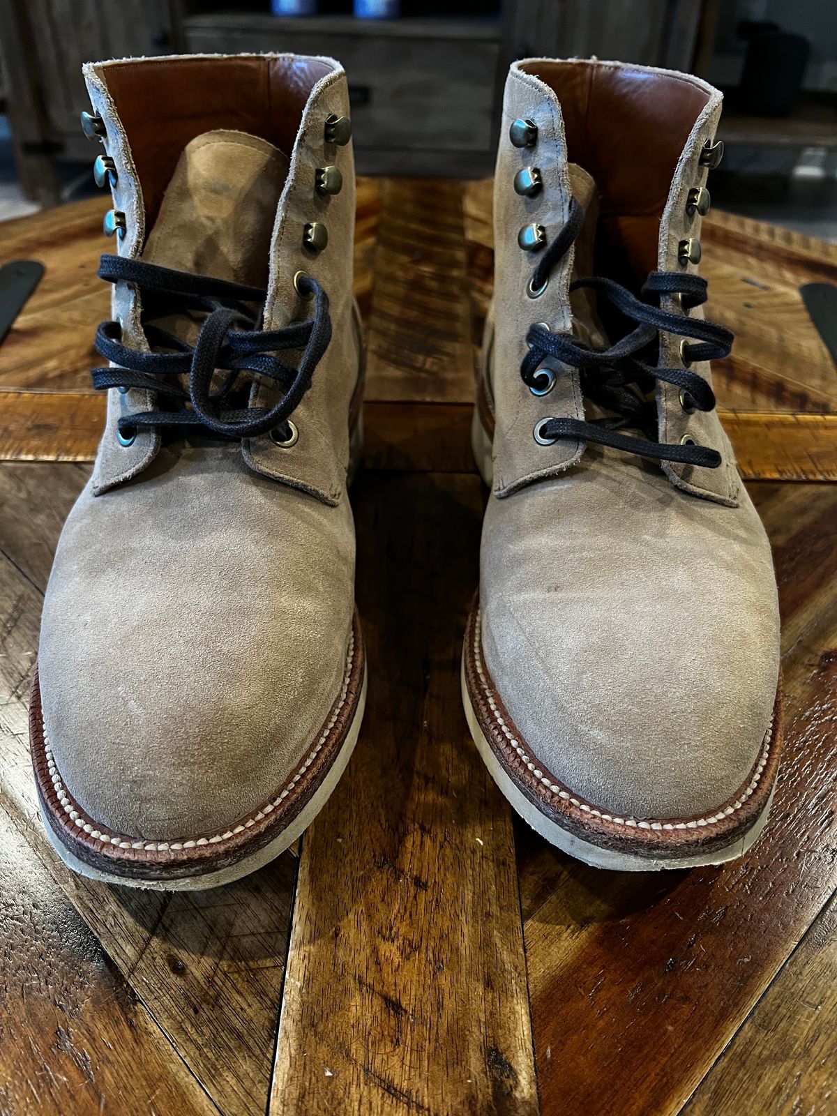 Photo by DMSR64 on February 3, 2024 of the Grant Stone Diesel Boot in C.F. Stead Tan Repello Calf Suede.
