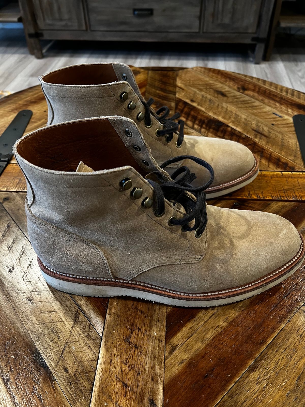 Photo by DMSR64 on February 3, 2024 of the Grant Stone Diesel Boot in C.F. Stead Tan Repello Calf Suede.