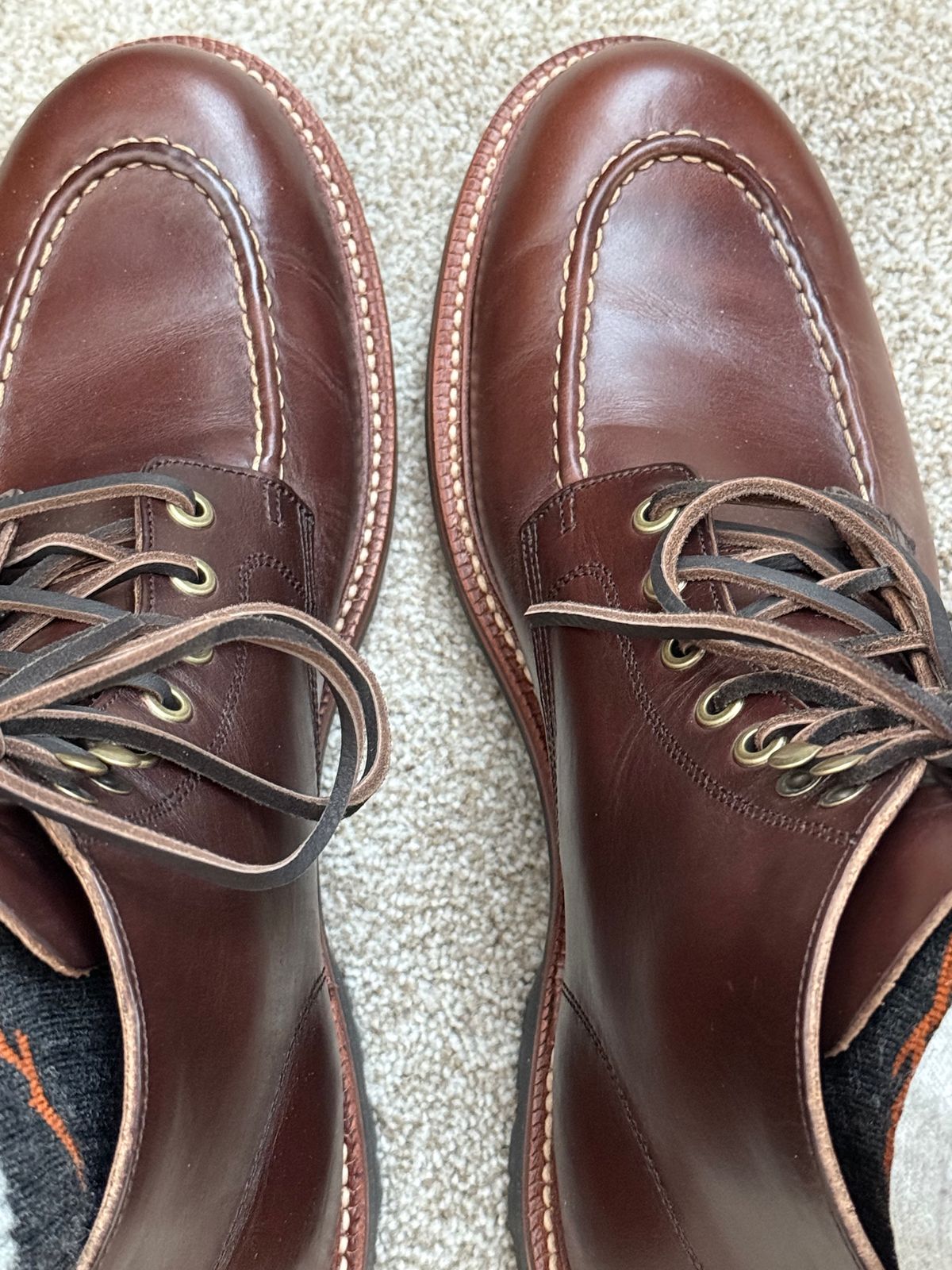 Photo by DMSR64 on December 13, 2024 of the Grant Stone Brass Boot in Horween Crimson Chromexcel.