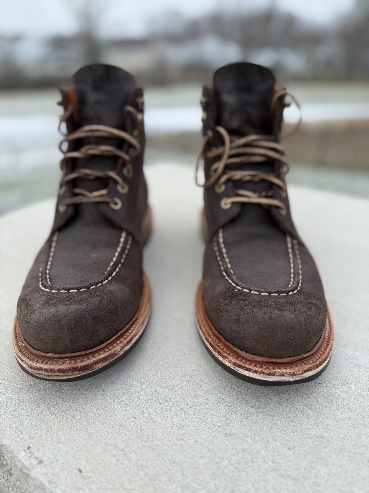 Photo by DMSR64 on March 2, 2025 of the Grant Stone Brass Boot in C.F. Stead Earth Waxy Commander Suede.