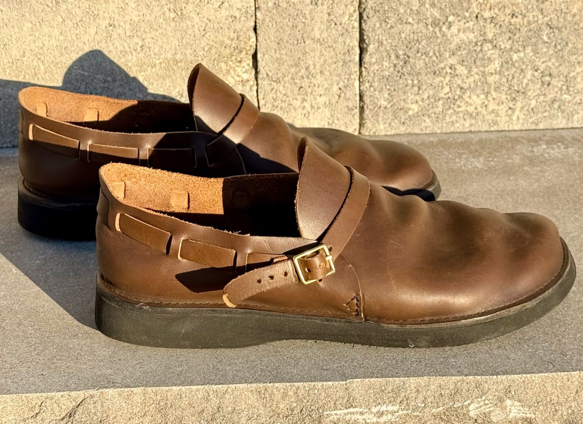Photo by DMSR64 on November 3, 2025 of the Aurora Shoe Co. Middle English in Horween Dark Olive Chromexcel.