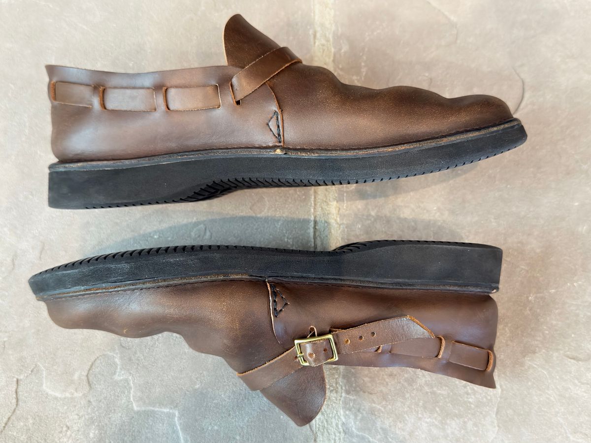 Photo by DMSR64 on February 4, 2026 of the Aurora Shoe Co. Middle English in Horween Dark Olive Chromexcel.