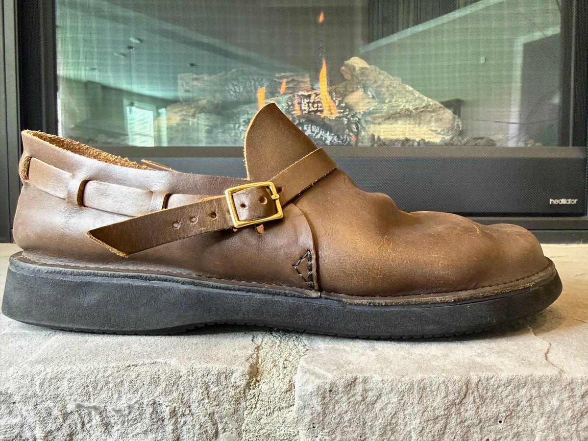 Photo by DMSR64 on February 4, 2026 of the Aurora Shoe Co. Middle English in Horween Dark Olive Chromexcel.