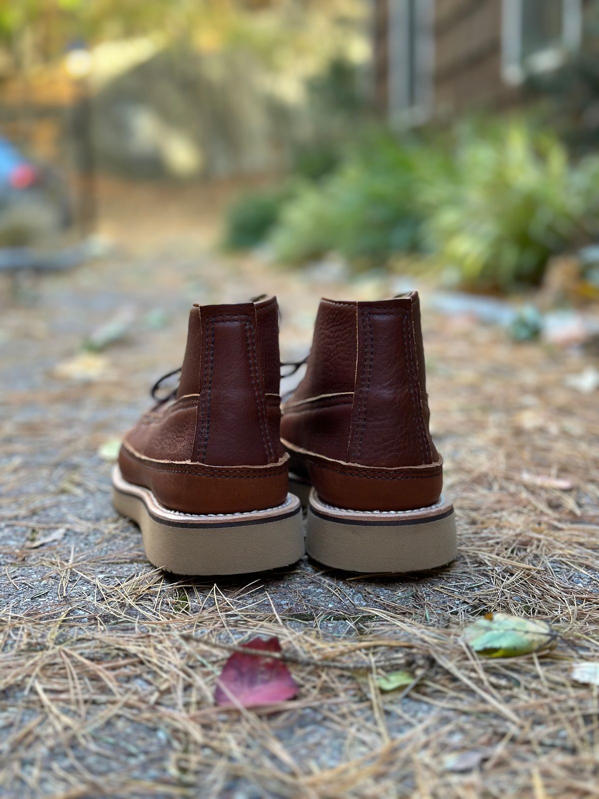 Photo by stitchdown on October 15, 2024 of the Russell Moccasin Co. Sporting Clays Chukka in Seidel Lt Saddle Adirondack.