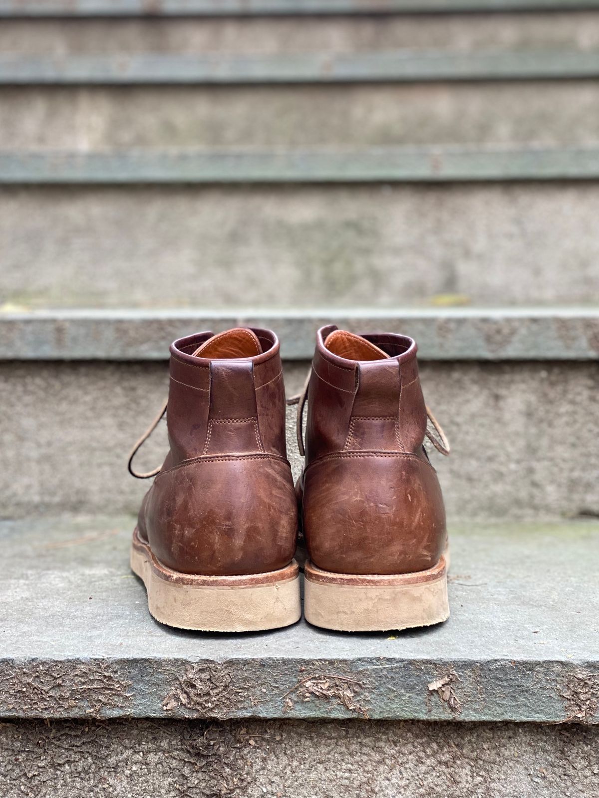 Photo by stitchdown on December 1, 2022 of the Viberg Scout Boot in Horween Crust Natural M's Workshoe Butt.