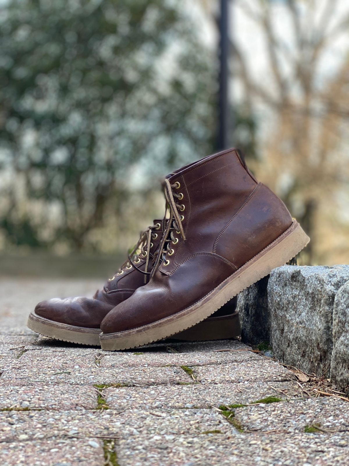 Photo by stitchdown on January 2, 2023 of the Viberg Scout Boot in Horween Crust Natural M's Workshoe Butt.