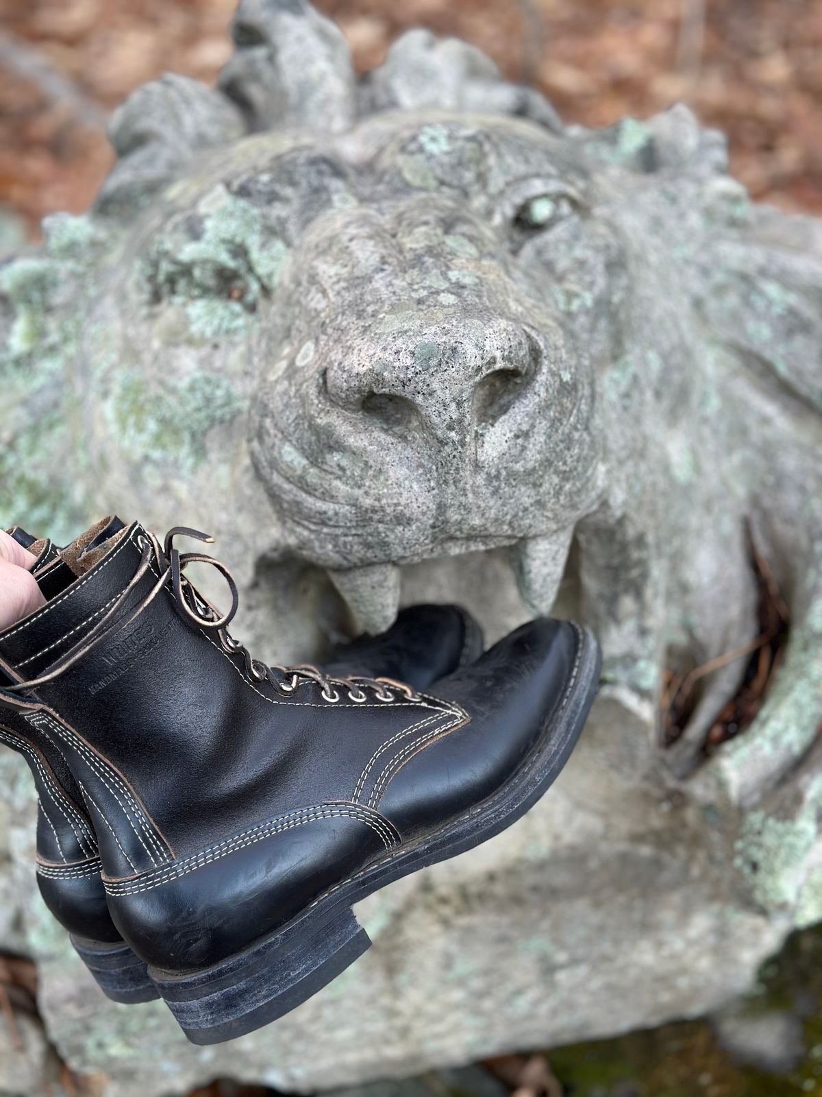 Photo by stitchdown on December 2, 2024 of the White's Farmer/Rancher in Horween Black Waxed Flesh & Horween Black Chromexcel Horsehide.