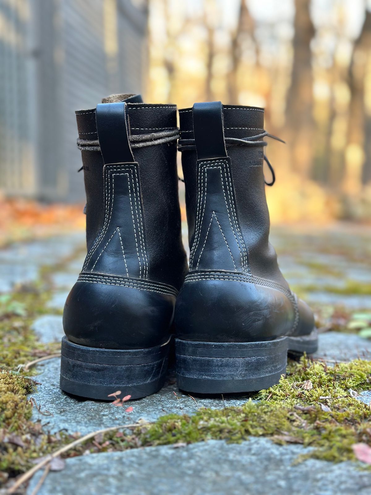 Photo by stitchdown on December 2, 2024 of the White's Farmer/Rancher in Horween Black Waxed Flesh & Horween Black Chromexcel Horsehide.