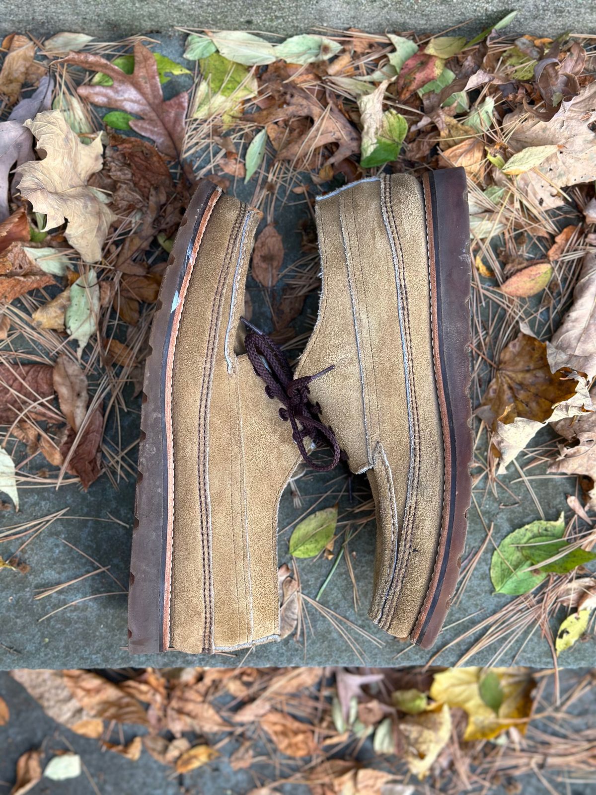 Photo by stitchdown on November 8, 2023 of the Russell Moccasin Co. Fishing Oxford in Tan Laramie Suede.