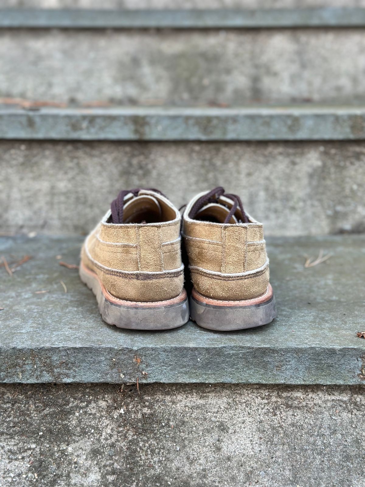 Photo by stitchdown on January 5, 2024 of the Russell Moccasin Co. Fishing Oxford in Tan Laramie Suede.