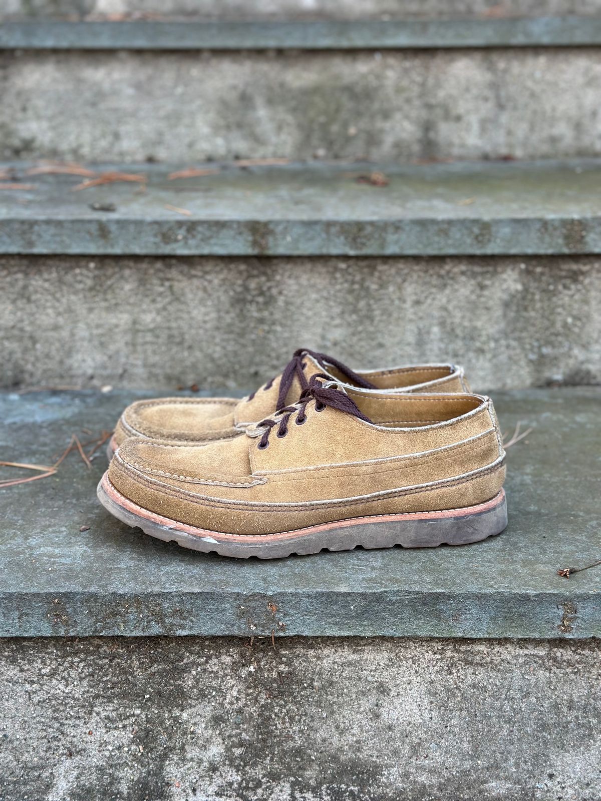 Photo by stitchdown on January 5, 2024 of the Russell Moccasin Co. Fishing Oxford in Tan Laramie Suede.