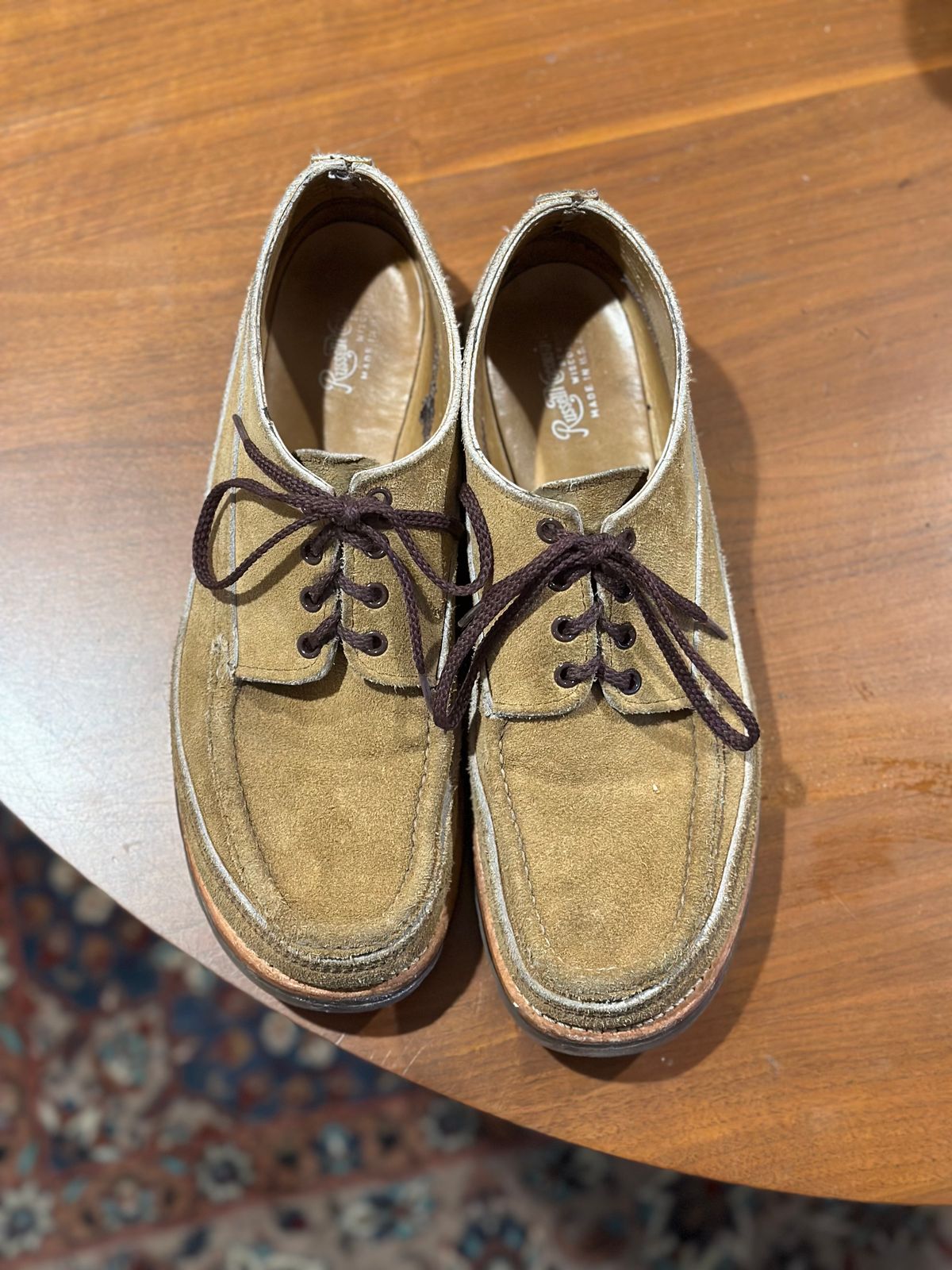 Photo by stitchdown on March 5, 2024 of the Russell Moccasin Co. Fishing Oxford in Tan Laramie Suede.