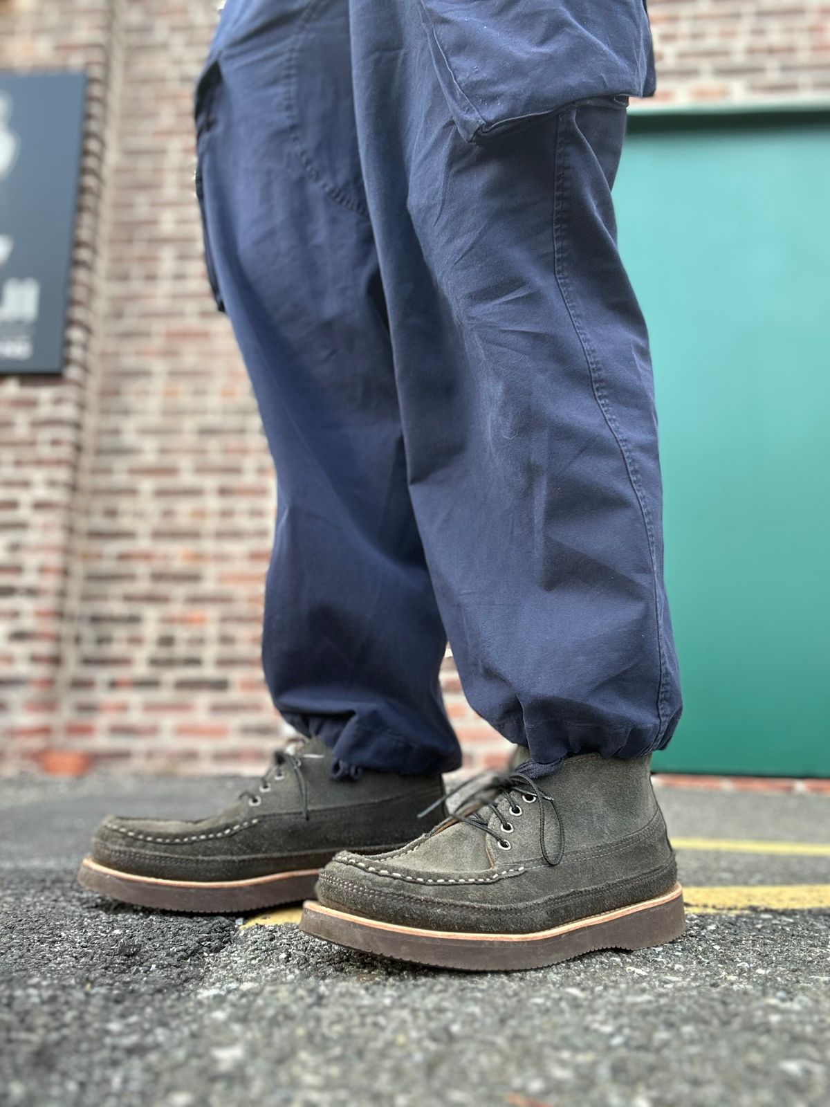 Photo by stitchdown on October 20, 2025 of the Russell Moccasin Co. Sporting Clays Chukka in Horween Marine Field Roughout.