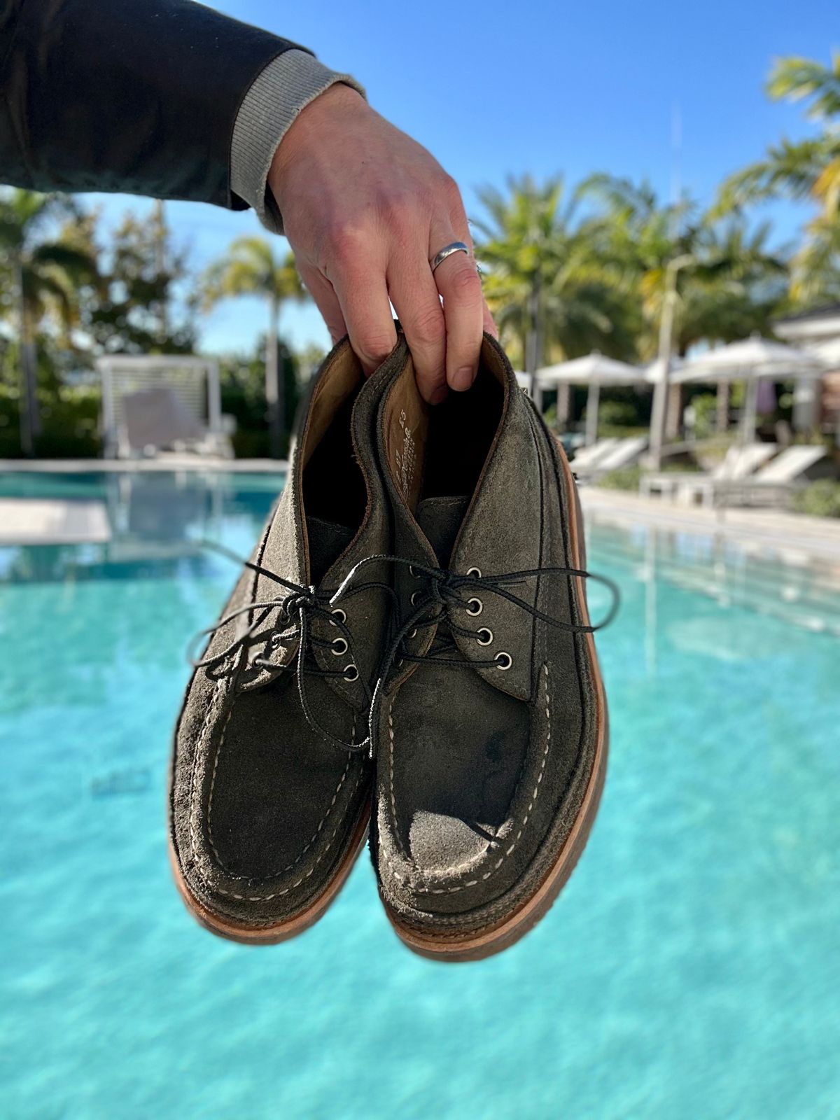 Photo by stitchdown on December 31, 2025 of the Russell Moccasin Co. Sporting Clays Chukka in Horween Marine Field Roughout.