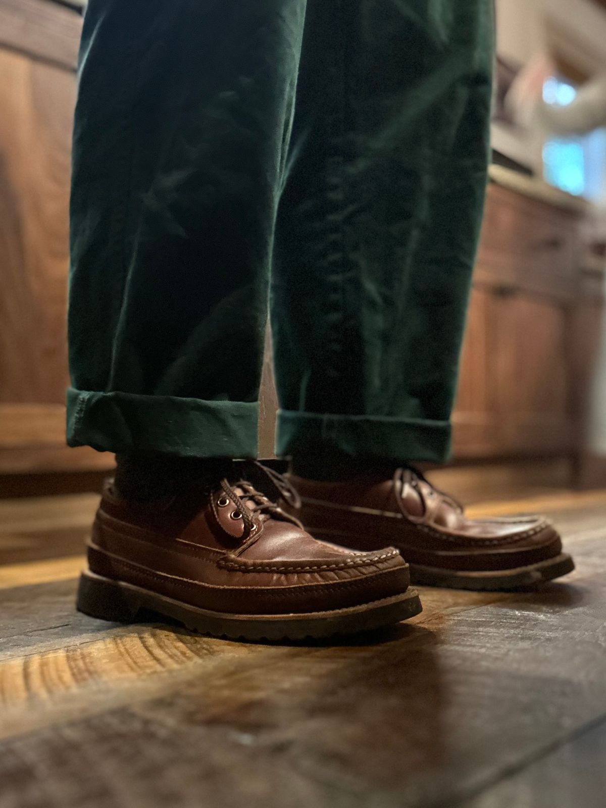 Photo by stitchdown on February 19, 2025 of the Russell Moccasin Co. Fishing Oxford in Seidel British Tan Double Shot.