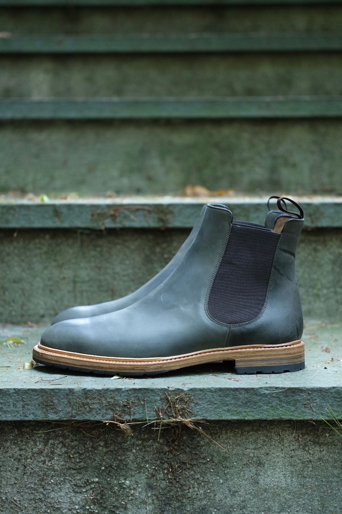 Photo by stitchdown on October 2, 2023 of the Rider Boot Co. Fritz in Maryam Waxy Salvia Horsebutt.