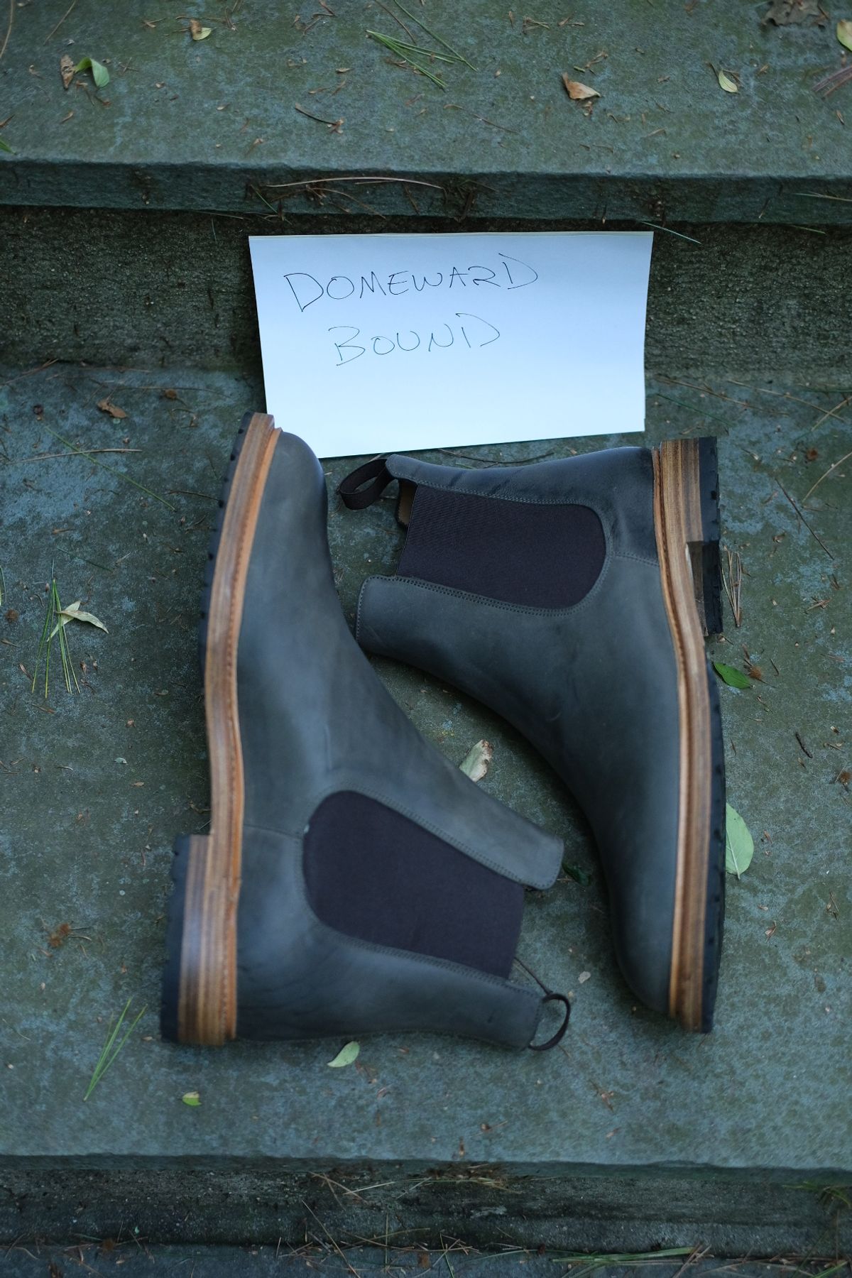 Photo by stitchdown on October 2, 2023 of the Rider Boot Co. Fritz in Maryam Waxy Salvia Horsebutt.