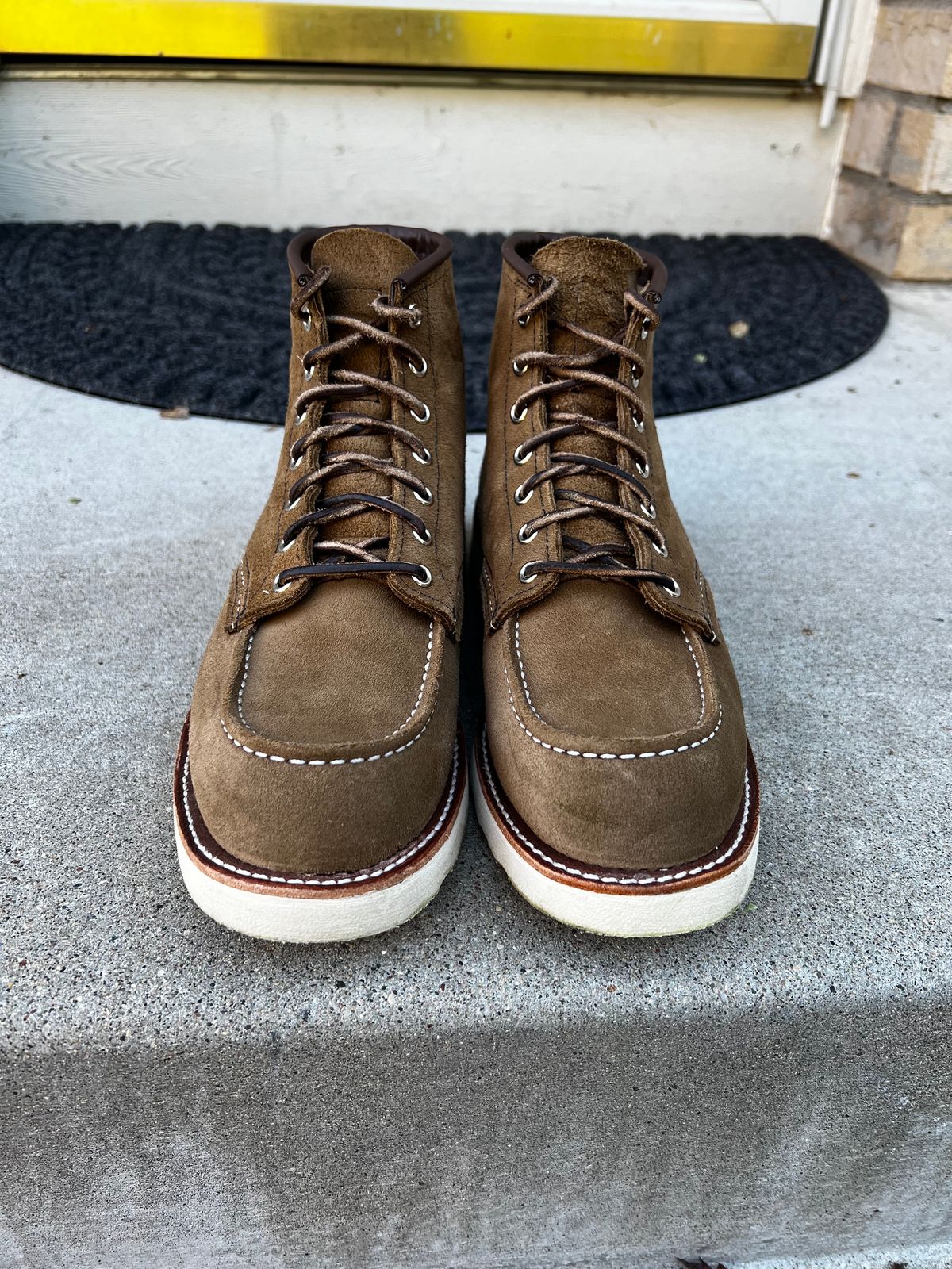 Photo by josiahmayo on October 11, 2023 of the Red Wing 6-Inch Classic Moc in S.B. Foot Olive Mohave Roughout.