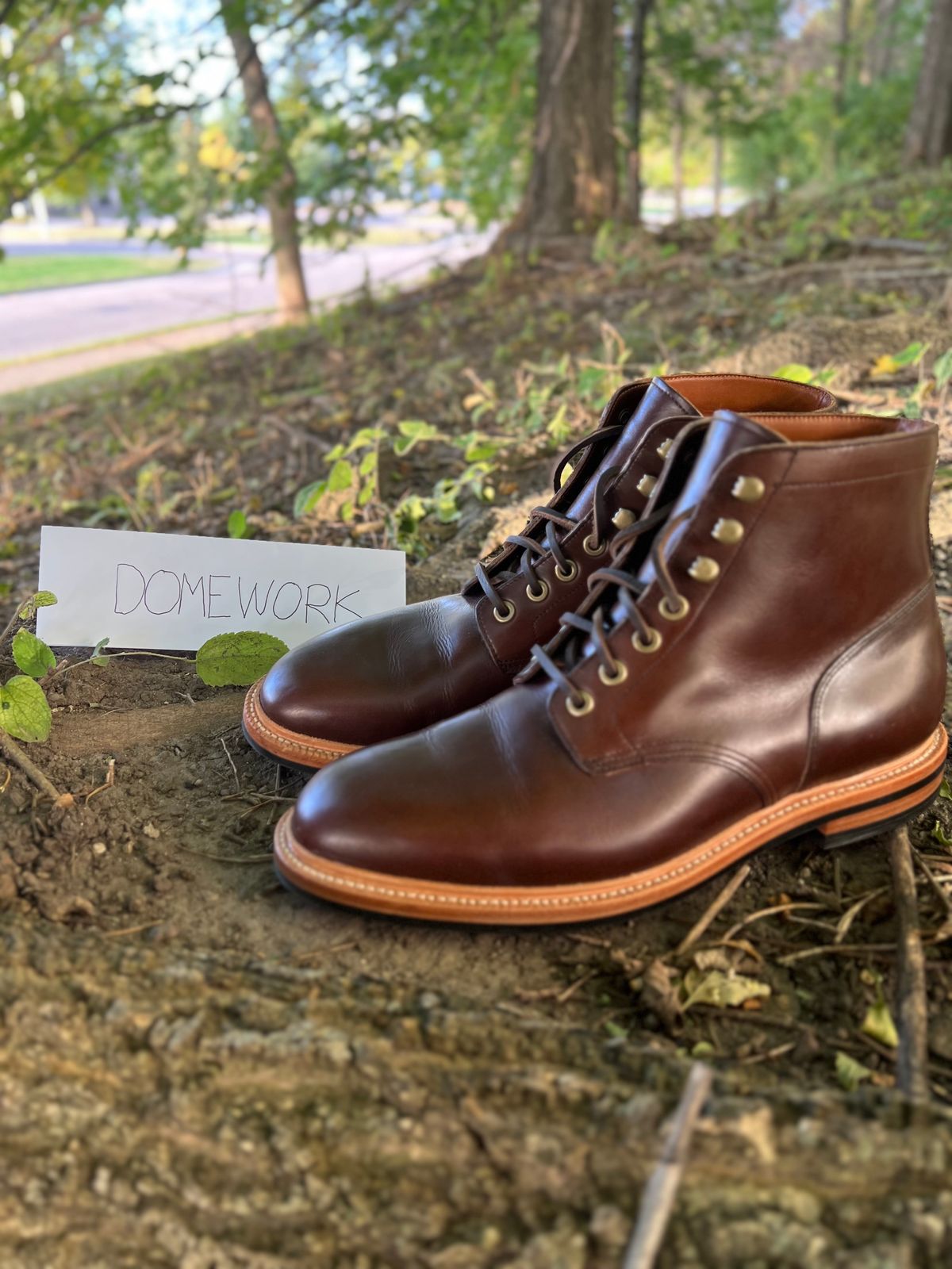 Photo by josiahmayo on October 2, 2022 of the Grant Stone Diesel Boot in Horween Crimson Chromexcel.