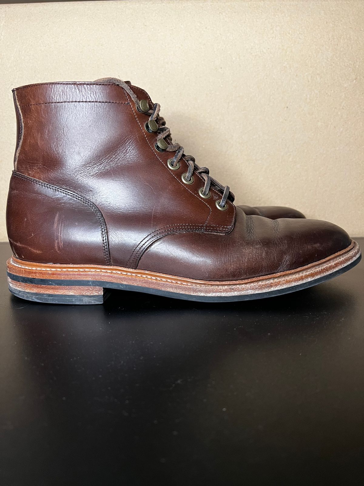 Photo by josiahmayo on March 6, 2023 of the Grant Stone Diesel Boot in Horween Crimson Chromexcel.