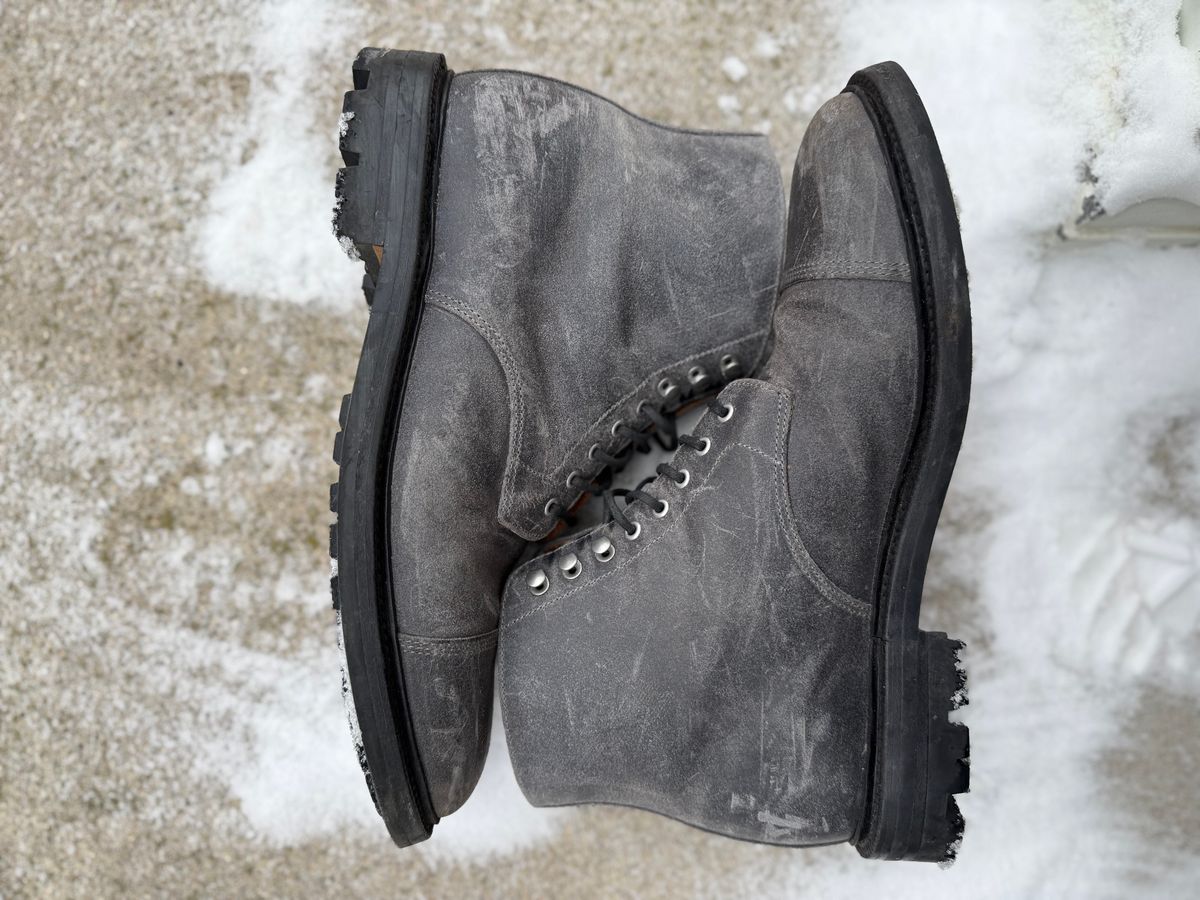 Photo by josiahmayo on December 5, 2025 of the Grant Stone Cap Toe Boot in C.F. Stead Frost Waxy Commander.