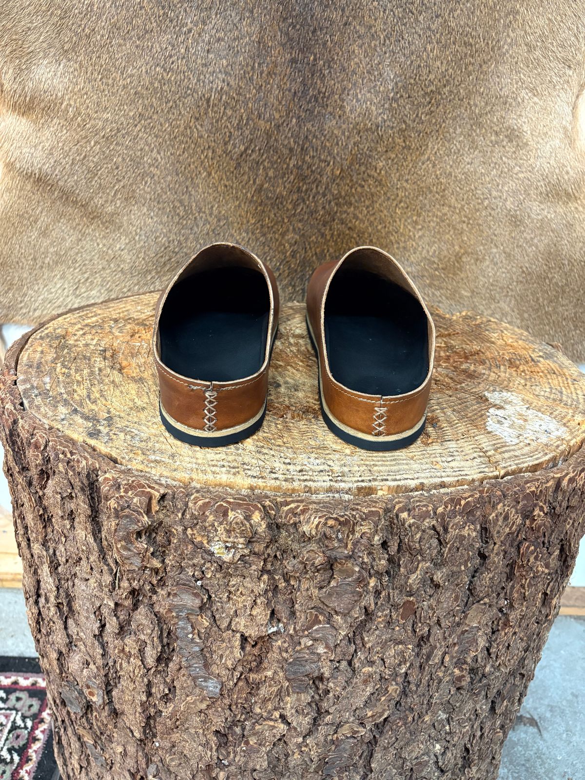 Photo by kendiamond on November 2, 2025 of the Ken Diamond Slipper in Horween Tan Latigo.