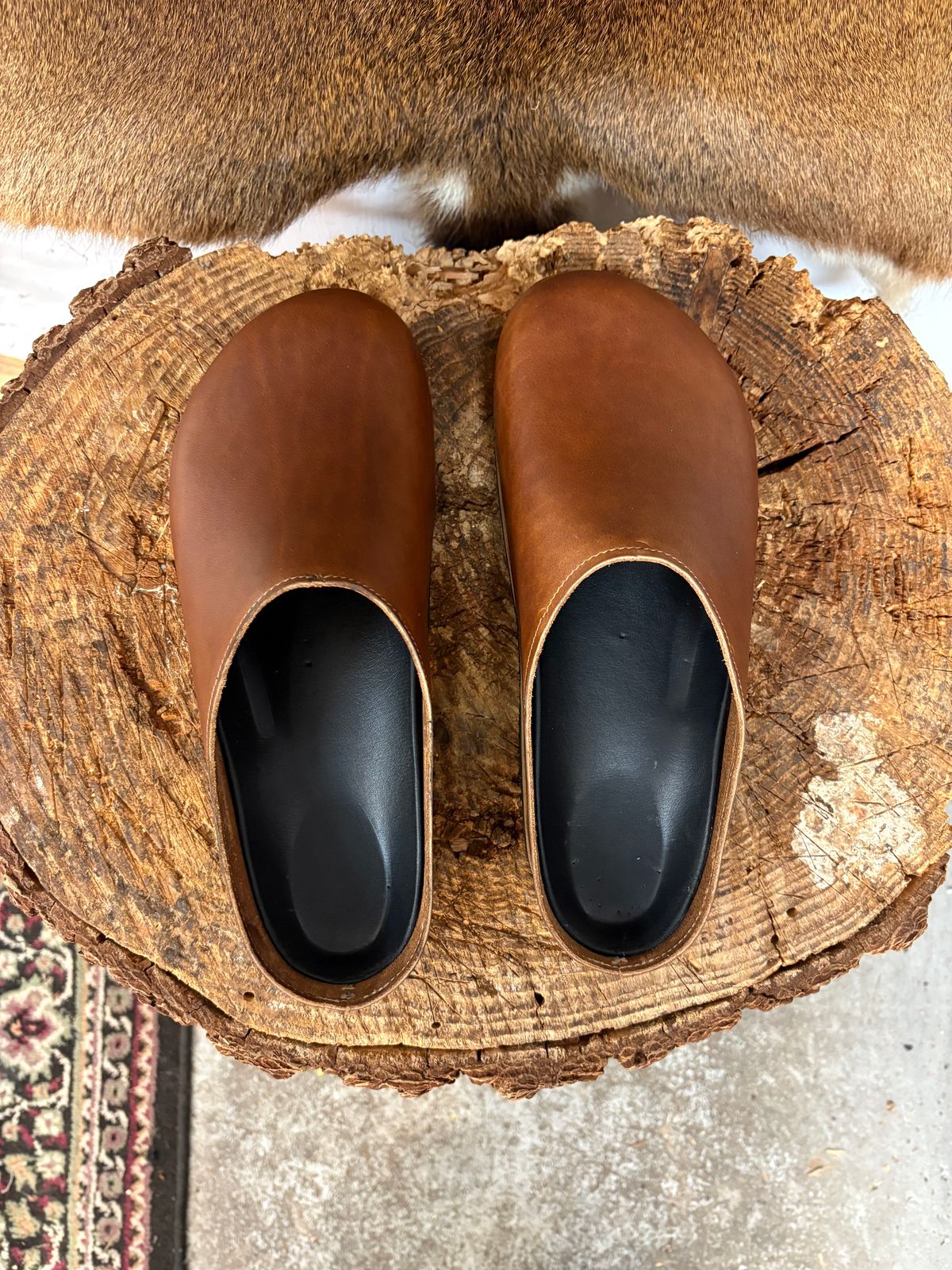 Photo by kendiamond on November 2, 2025 of the Ken Diamond Slipper in Horween Tan Latigo.