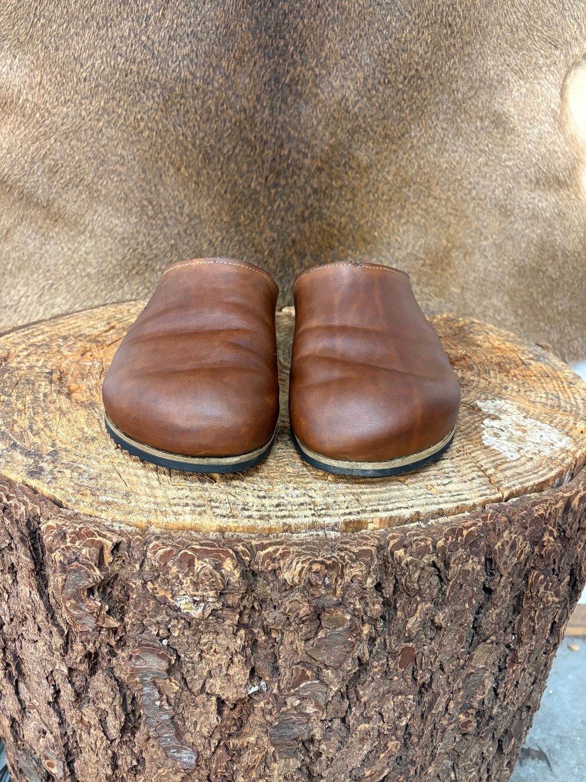 Photo by kendiamond on December 2, 2025 of the Ken Diamond Slipper in Horween Tan Latigo.