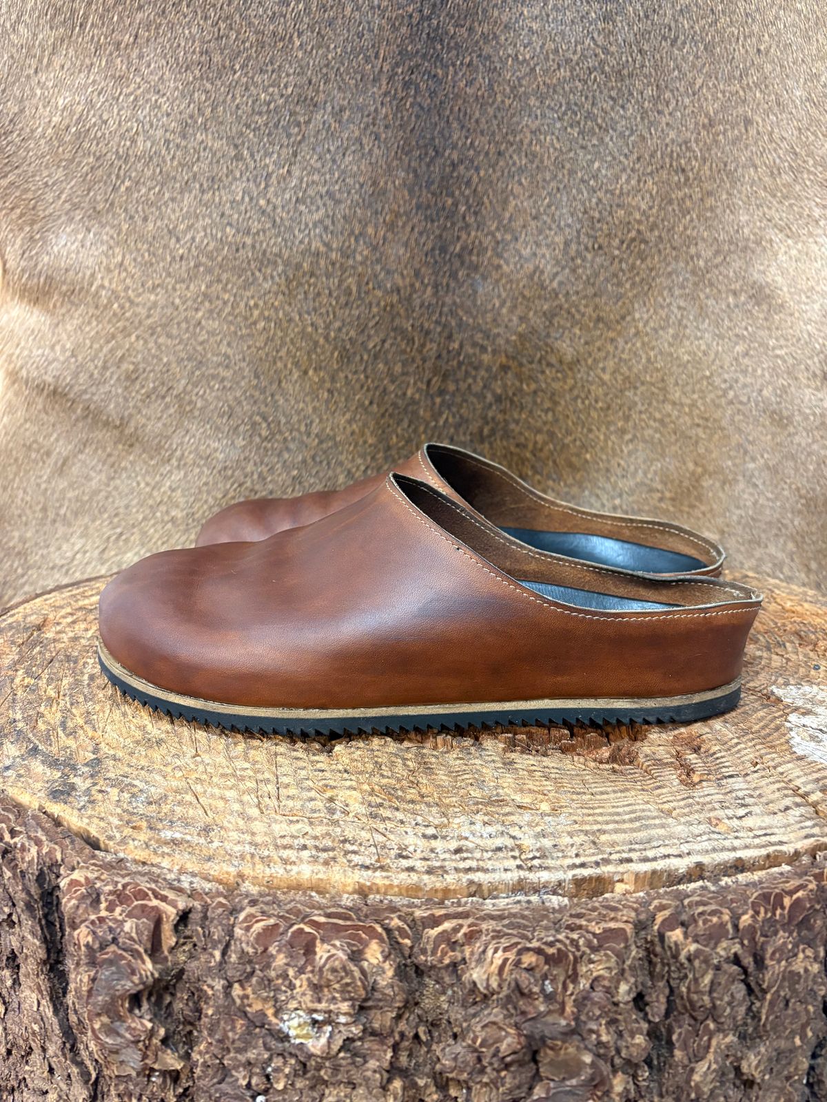 Photo by kendiamond on December 2, 2025 of the Ken Diamond Slipper in Horween Tan Latigo.