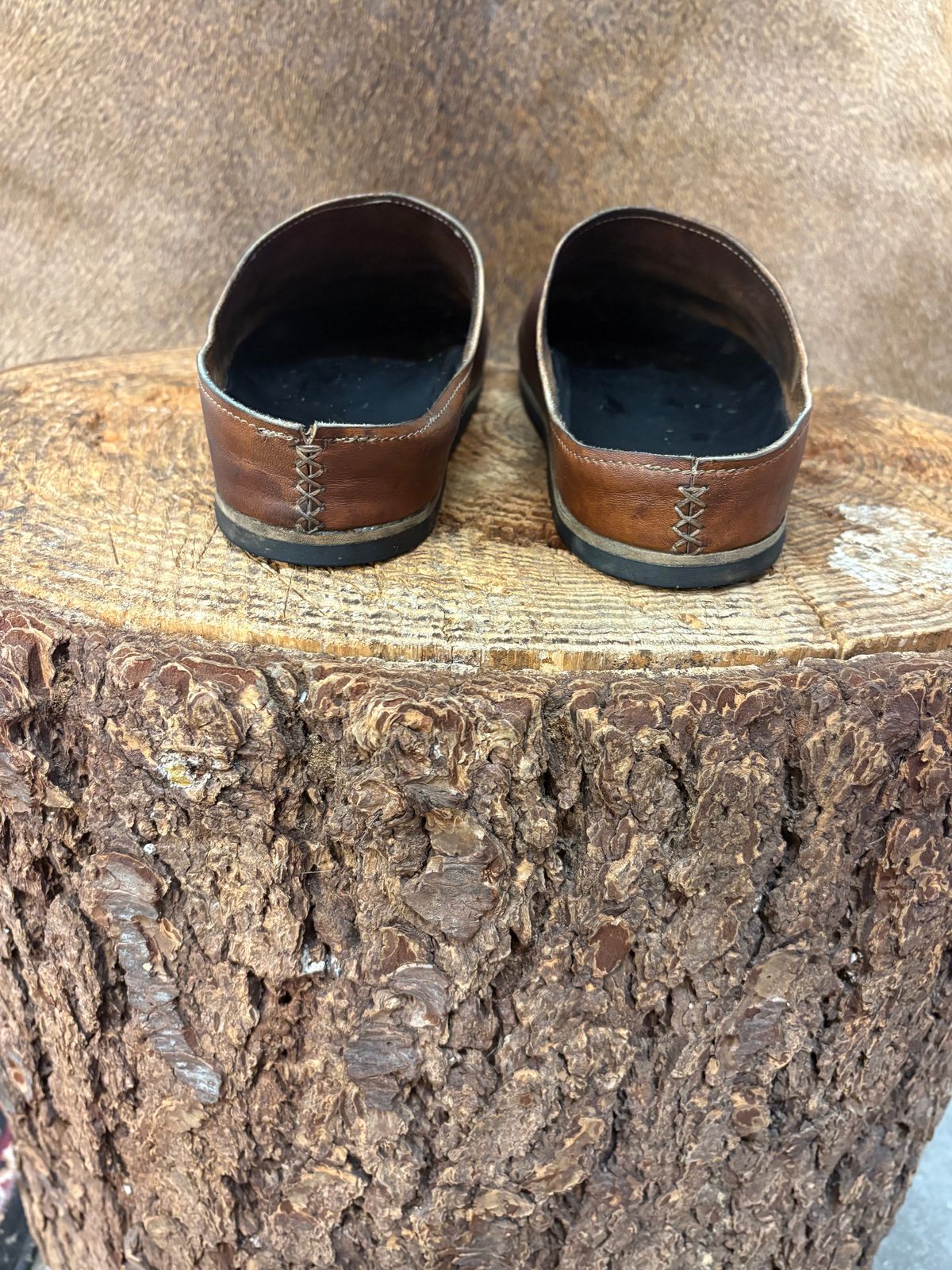 Photo by kendiamond on January 5, 2026 of the Ken Diamond Slipper in Horween Tan Latigo.