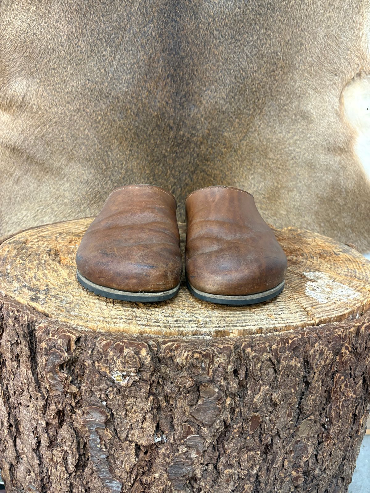Photo by kendiamond on March 5, 2026 of the Ken Diamond Slipper in Horween Tan Latigo.