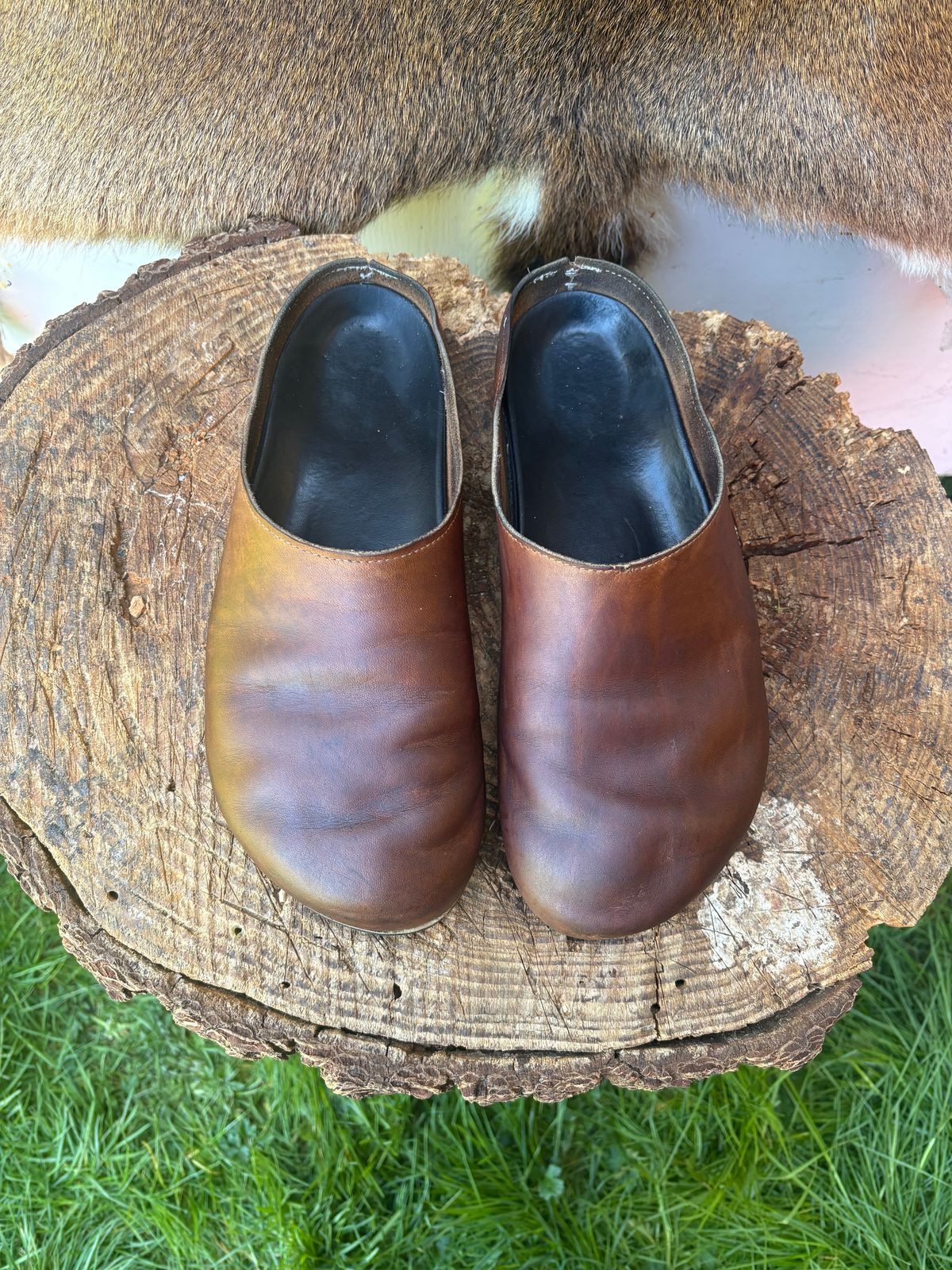 Photo by kendiamond on April 5, 2026 of the Ken Diamond Slipper in Horween Tan Latigo.