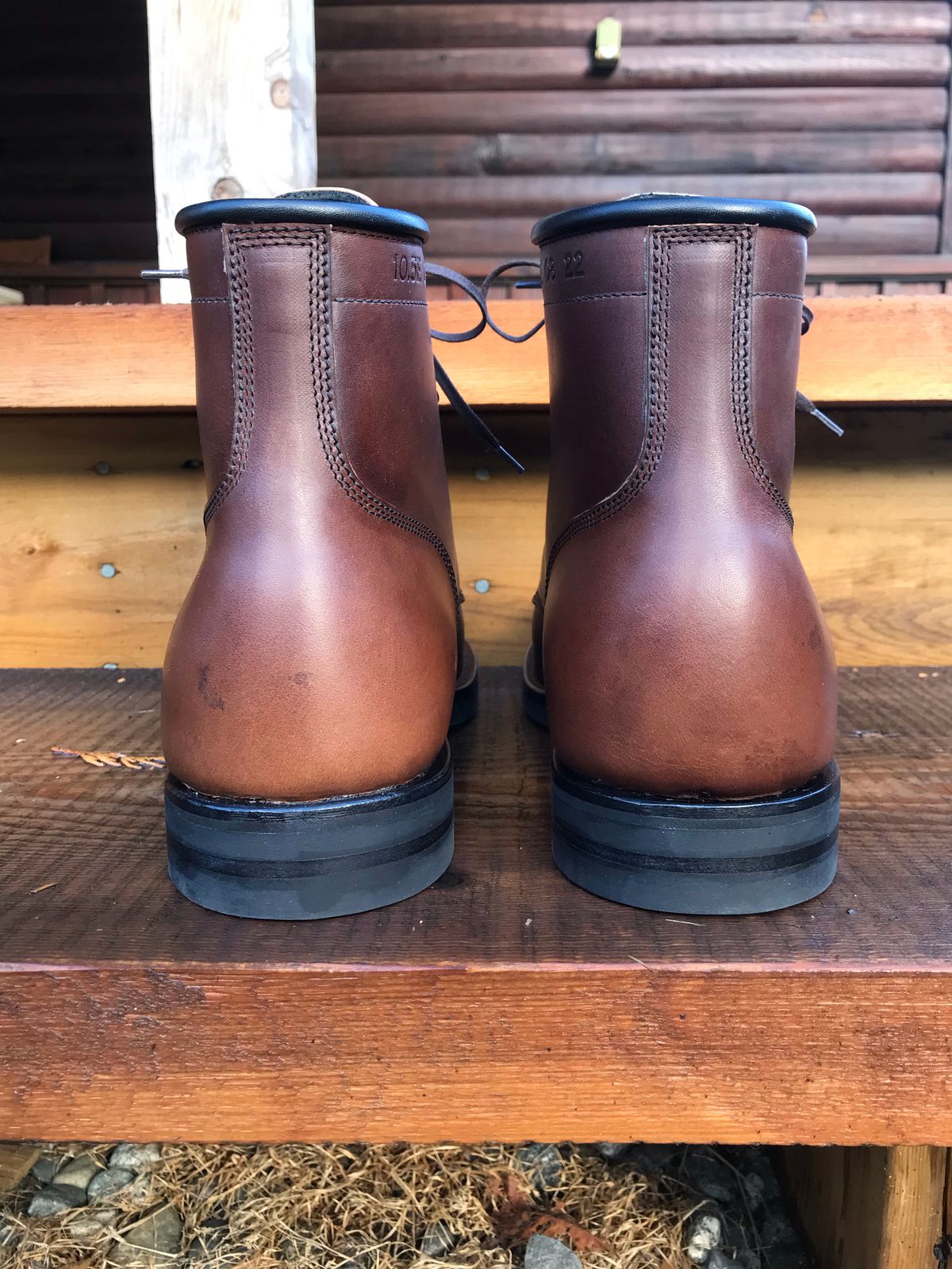 Photo by kendiamond on November 1, 2022 of the Ken Diamond Unlisted Model in S.B. Foot Amber Harness.