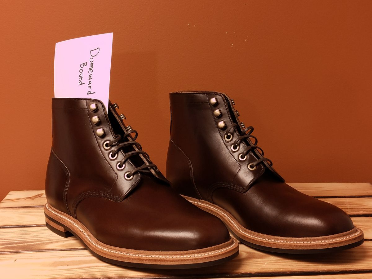 Photo by uriandries on October 9, 2023 of the Grant Stone Diesel Boot in Horween Crimson Chromexcel.